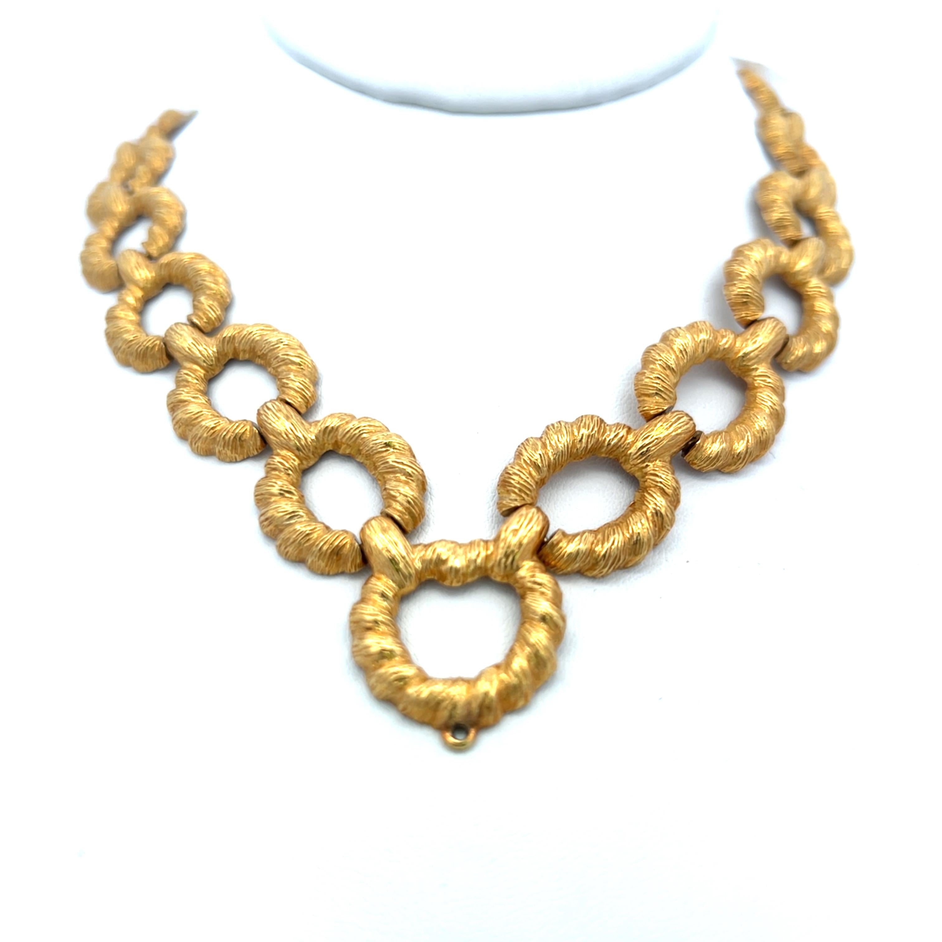 Vintage 118.75 Grams Textured 18 Karat Yellow Gold Link Necklace