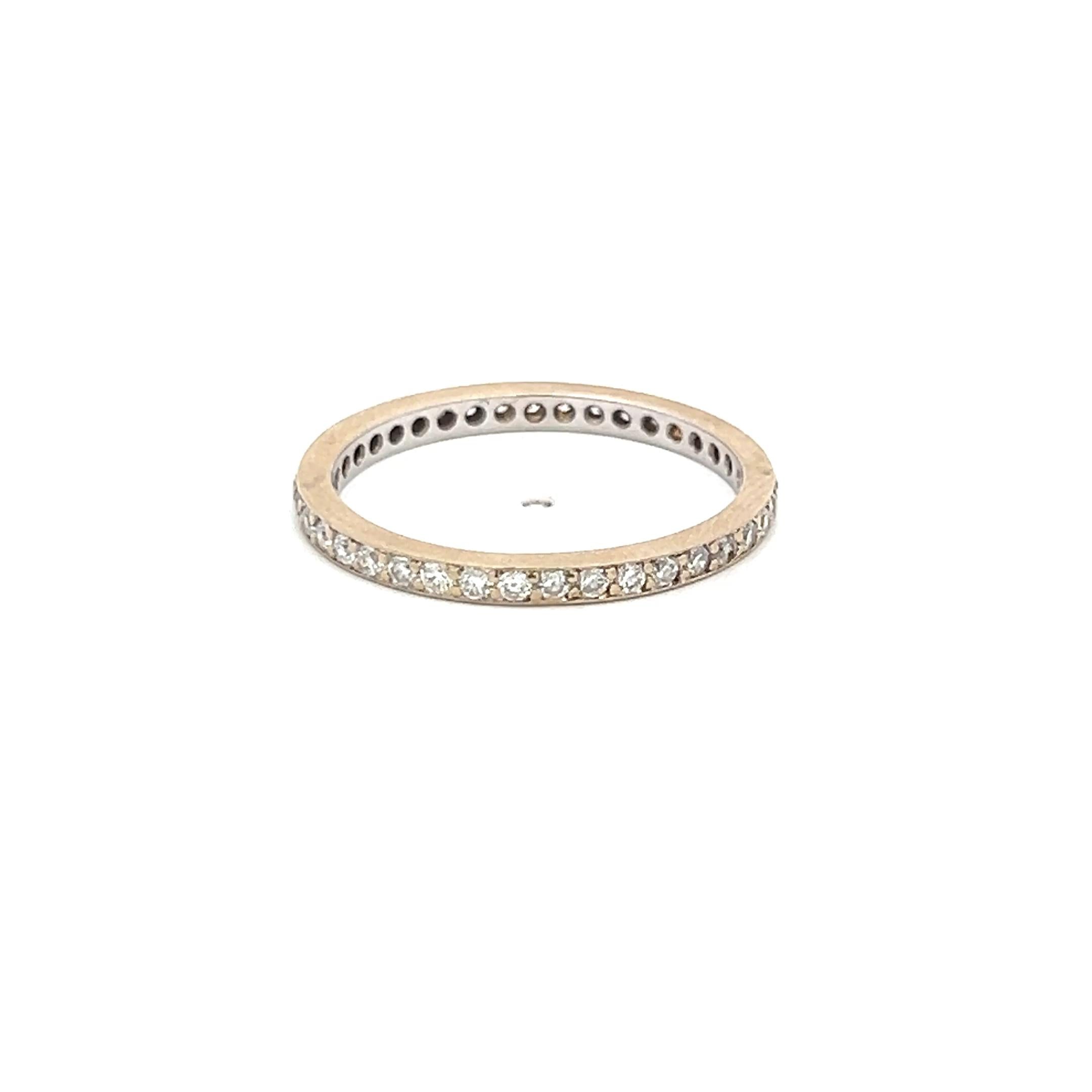Vintage 14K White Gold Band Ring with 0.44 Carat Round H-SI Diamond Size 7