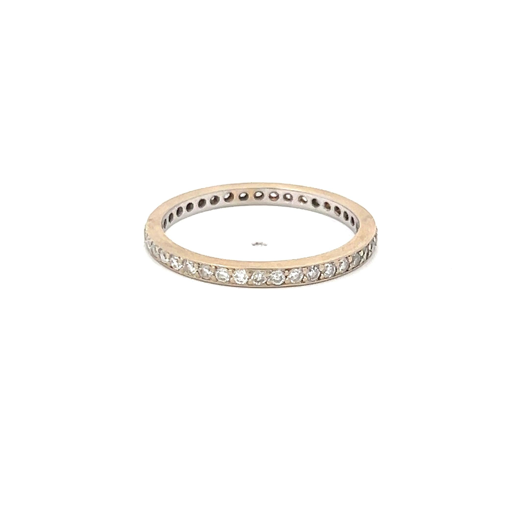 Vintage 14K White Gold Band Ring with 0.44 Carat Round H-SI Diamond Size 7