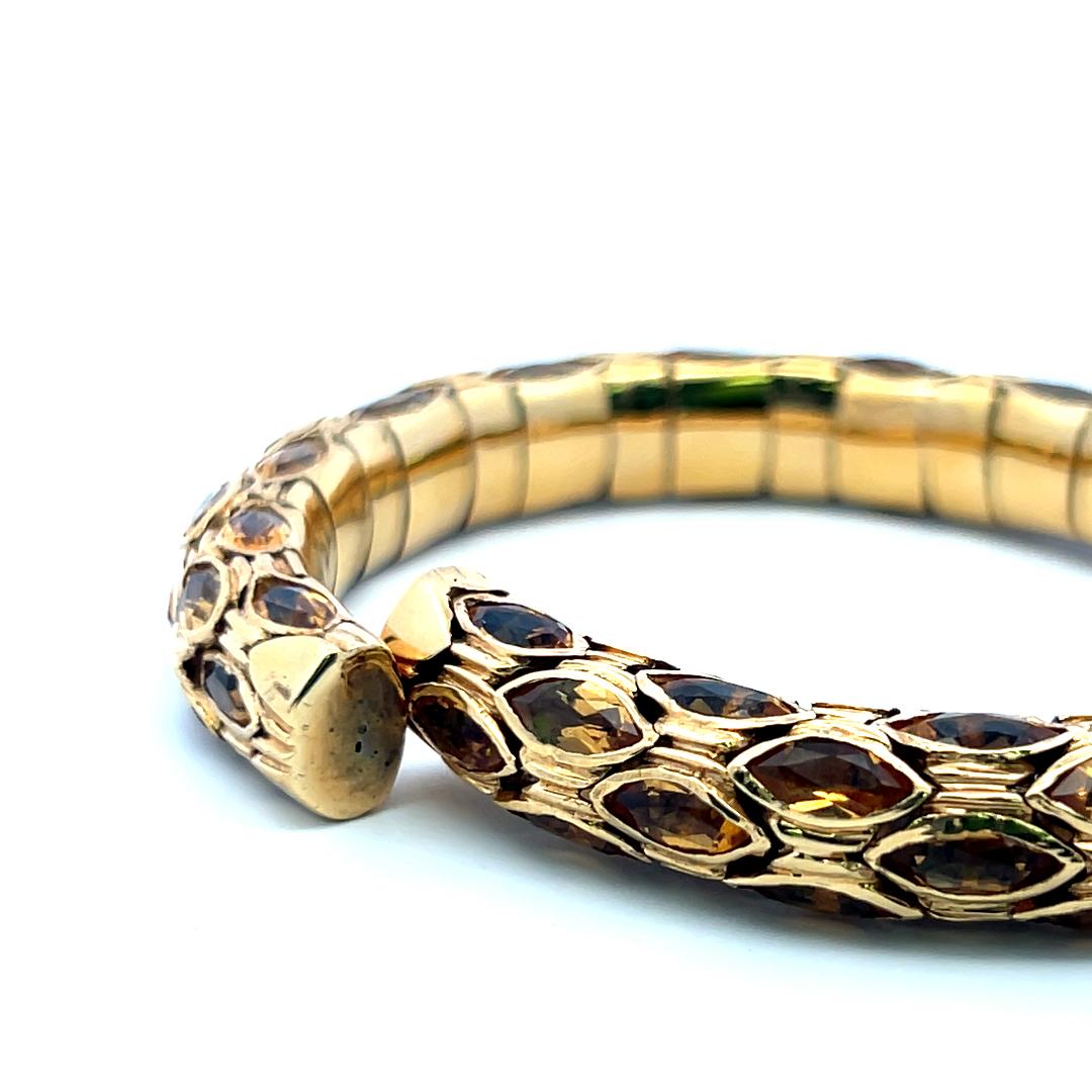27.50 Carat Marquis Shape Citrine 18 Karat Yellow Gold Cuff Bracelet