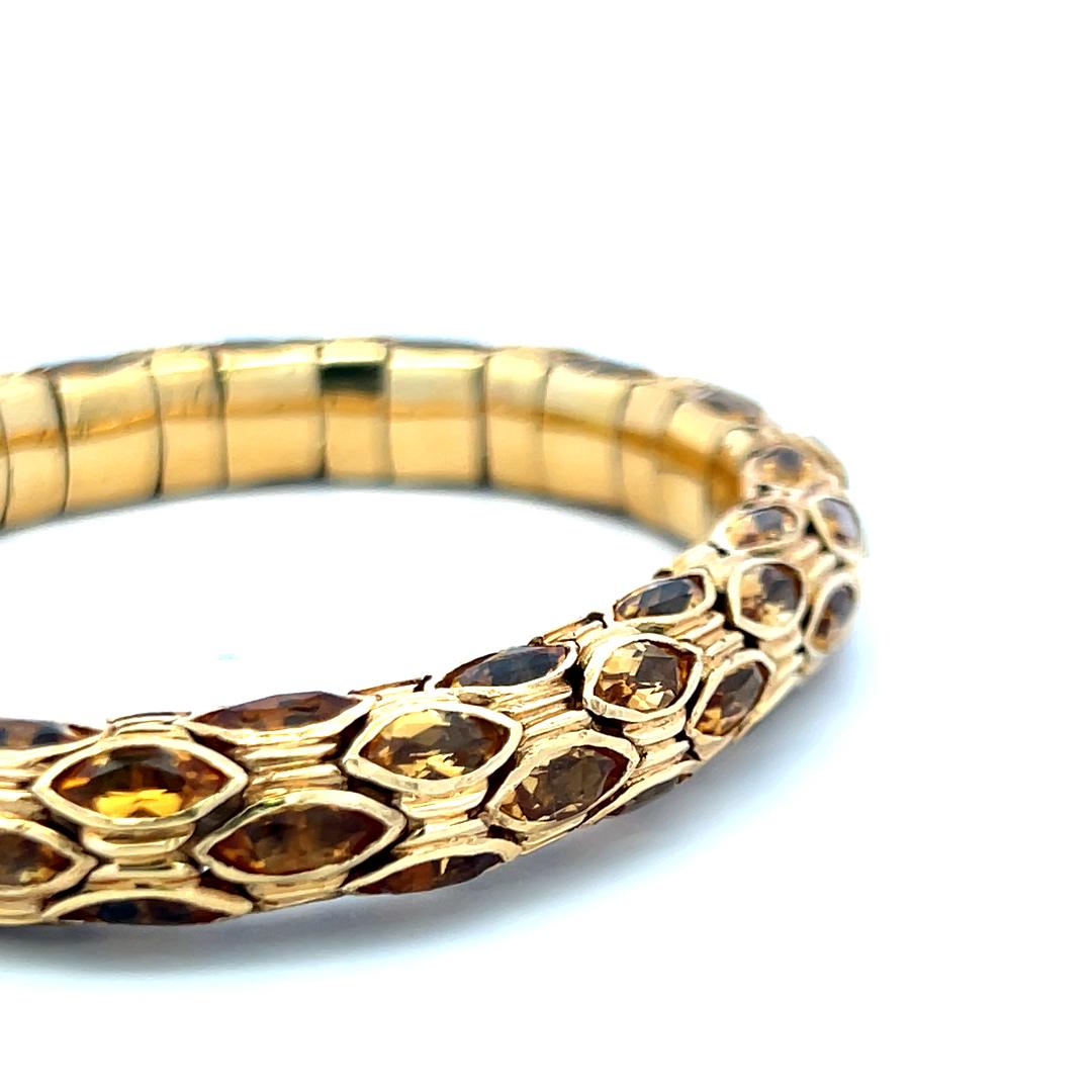 27.50 Carat Marquis Shape Citrine 18 Karat Yellow Gold Cuff Bracelet