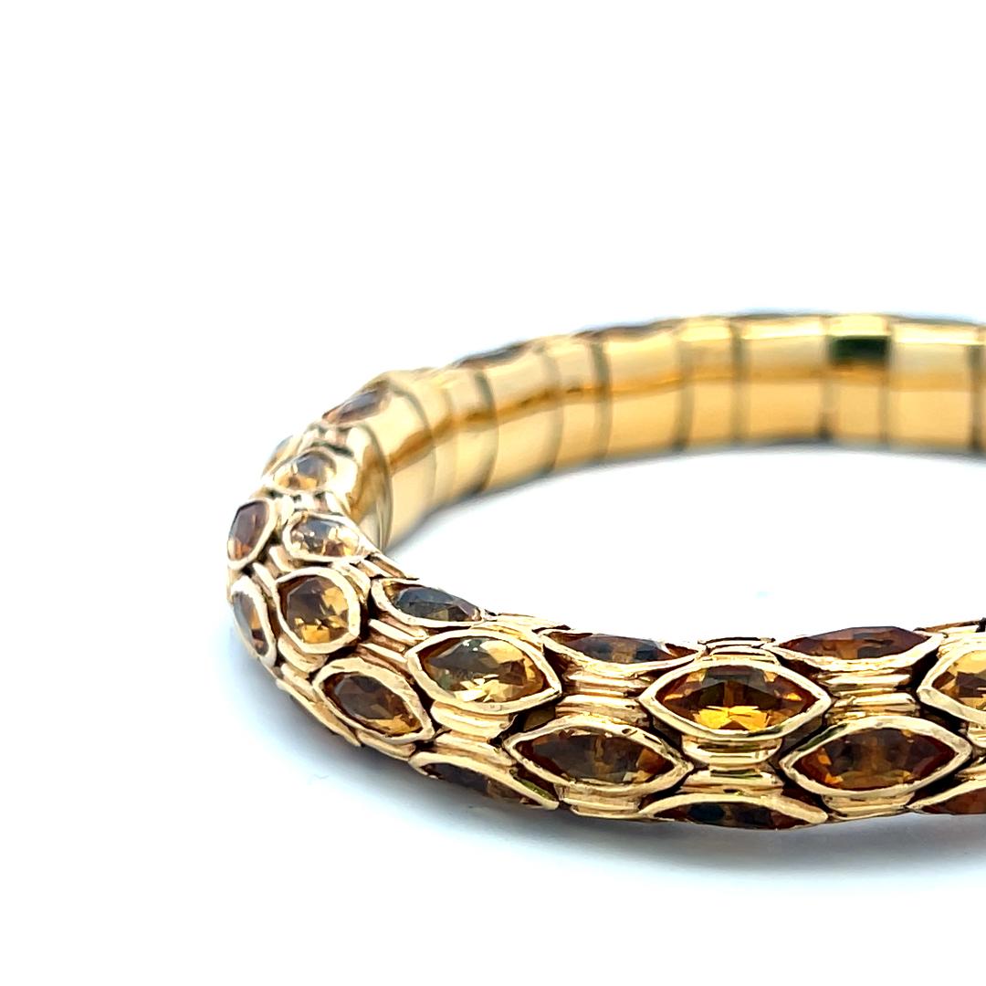 27.50 Carat Marquis Shape Citrine 18 Karat Yellow Gold Cuff Bracelet