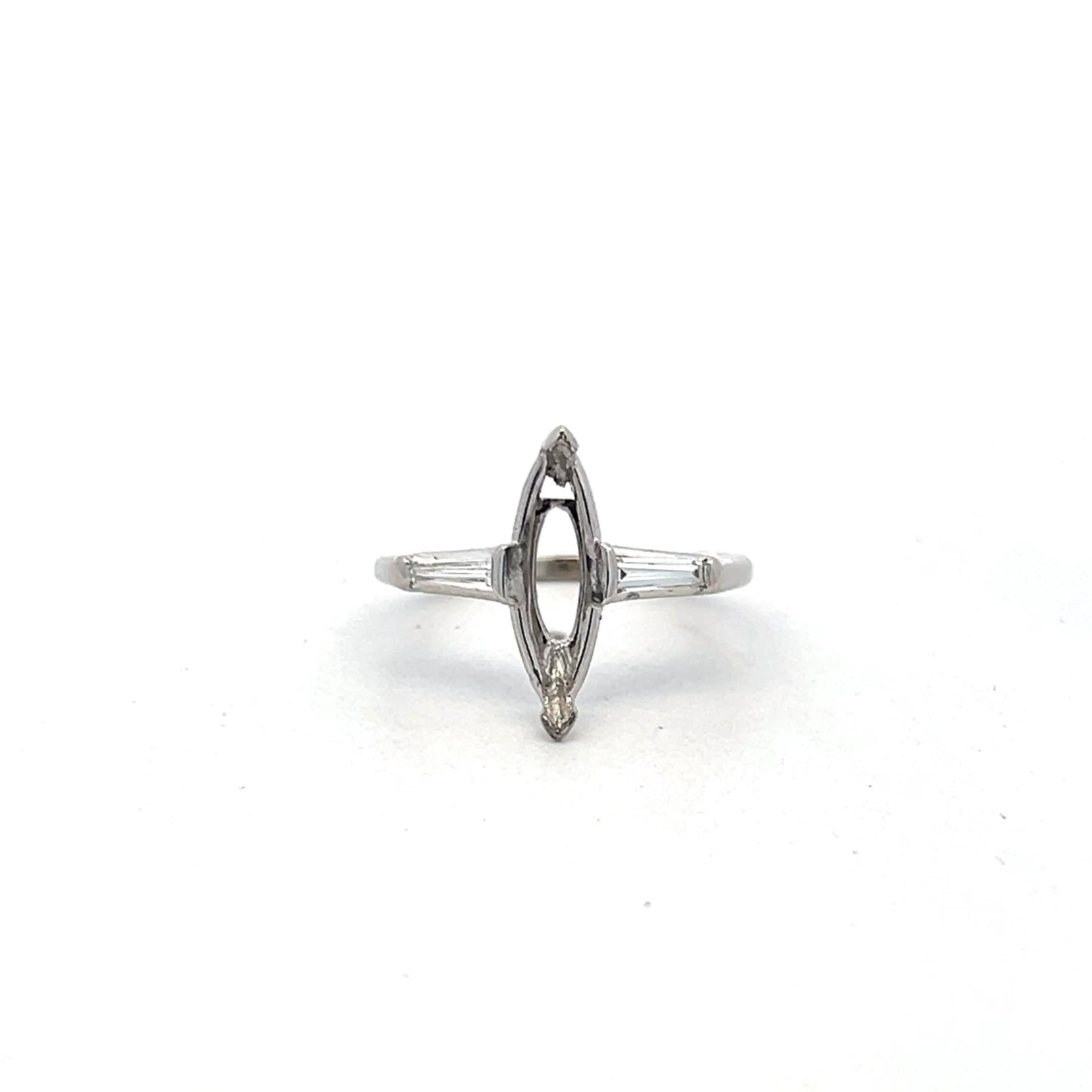 0.20 Carat Baguette Shape G VVS1 Diamond Platinum Semi Mount Ring