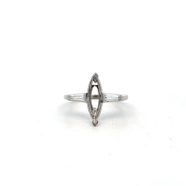 0.20 Carat Baguette Shape G VVS1 Diamond Platinum Semi Mount Ring