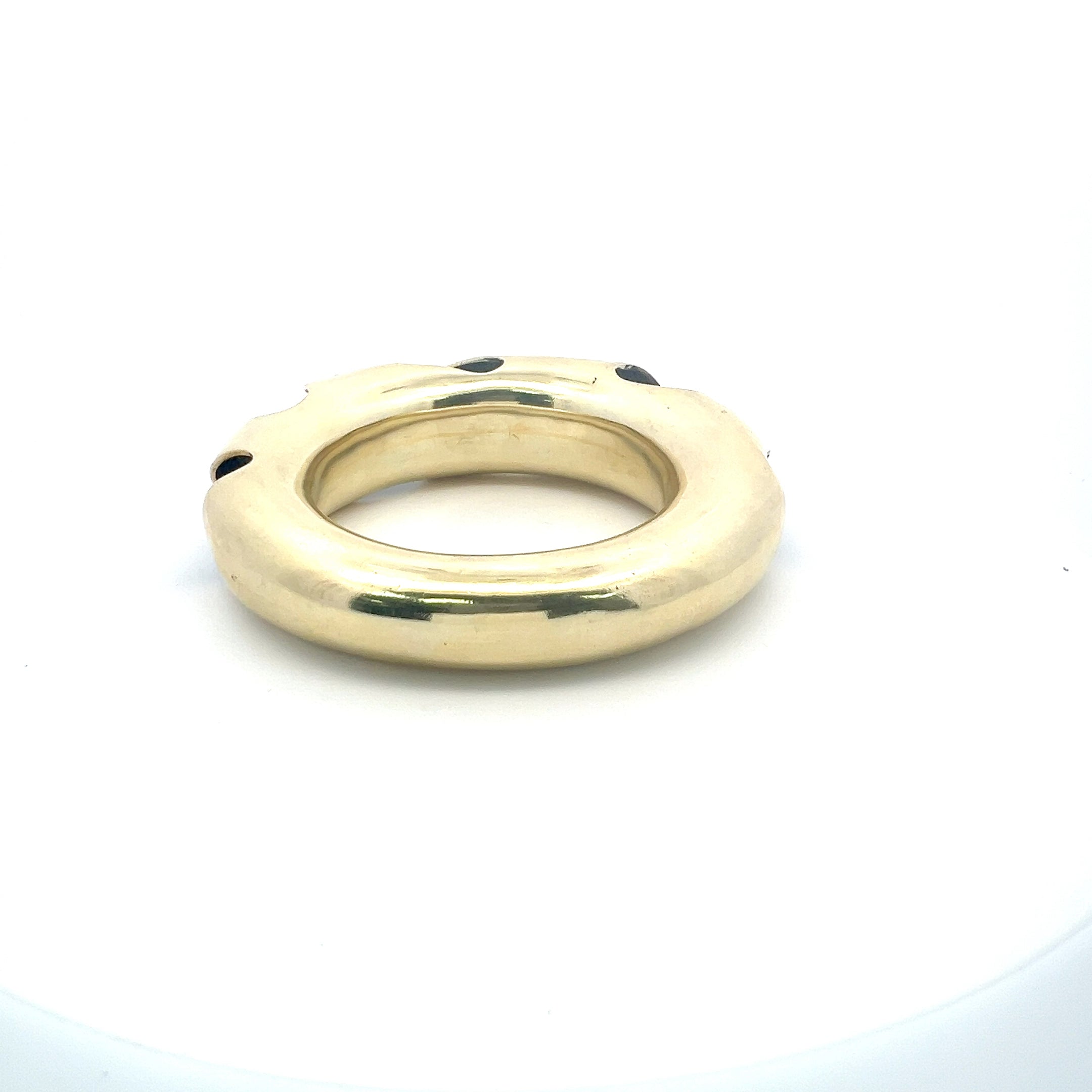 Vintage 106.70 Grams 18 Karat Yellow Gold Bangle Bracelet