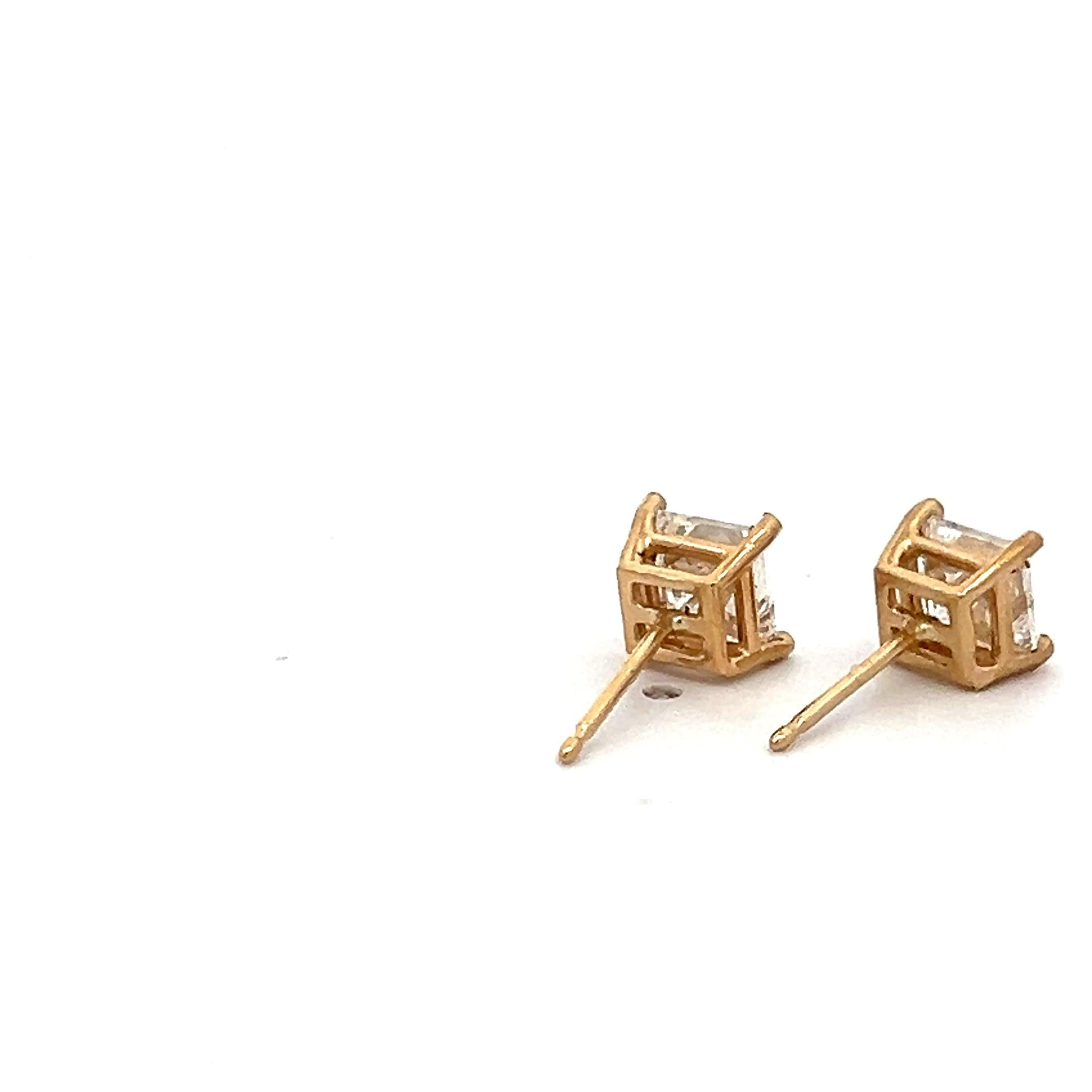 1.86 Carat Princess Cut H-G SI2 Diamond 14 Karat Yellow Gold Stud Earrings