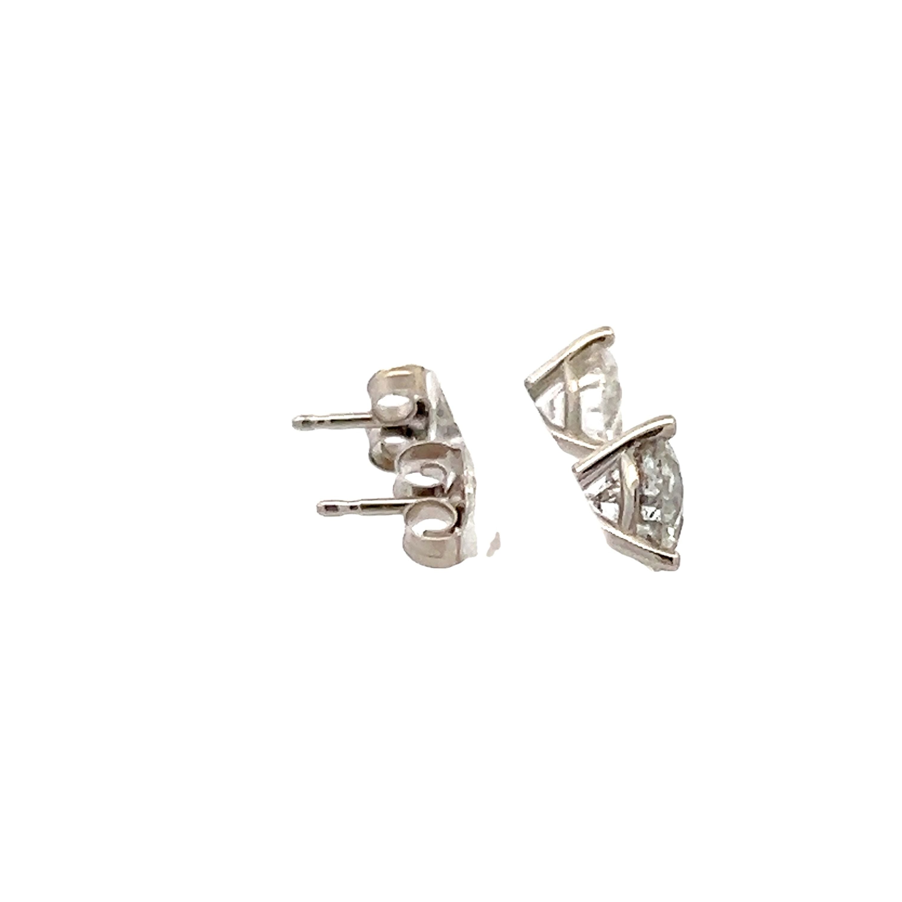 1.55 Carat Round Brilliant Diamond 14 Karat White Gold Stud Earrings