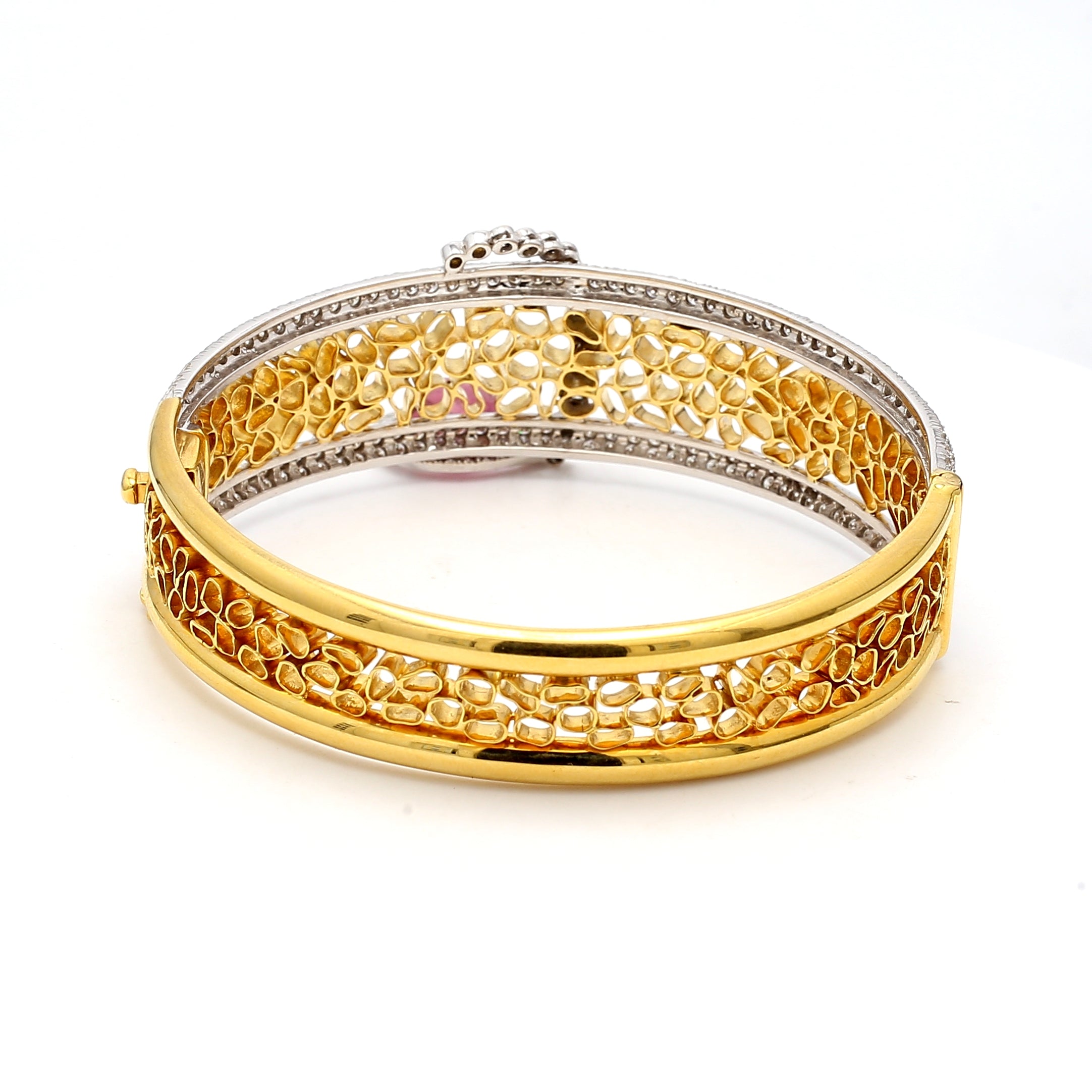 4.00 Carat Round Brilliant H SI1 Diamond 18 Karat Yellow Gold Bangle Bracelet