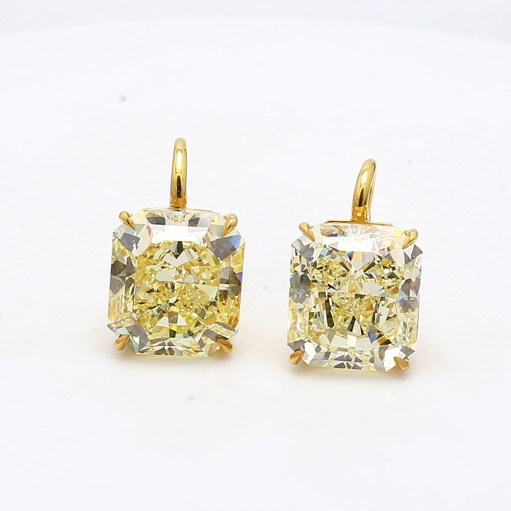 29.57 Carat Radiant Cut Fancy Yellow VVS2 Diamond 18K Yellow