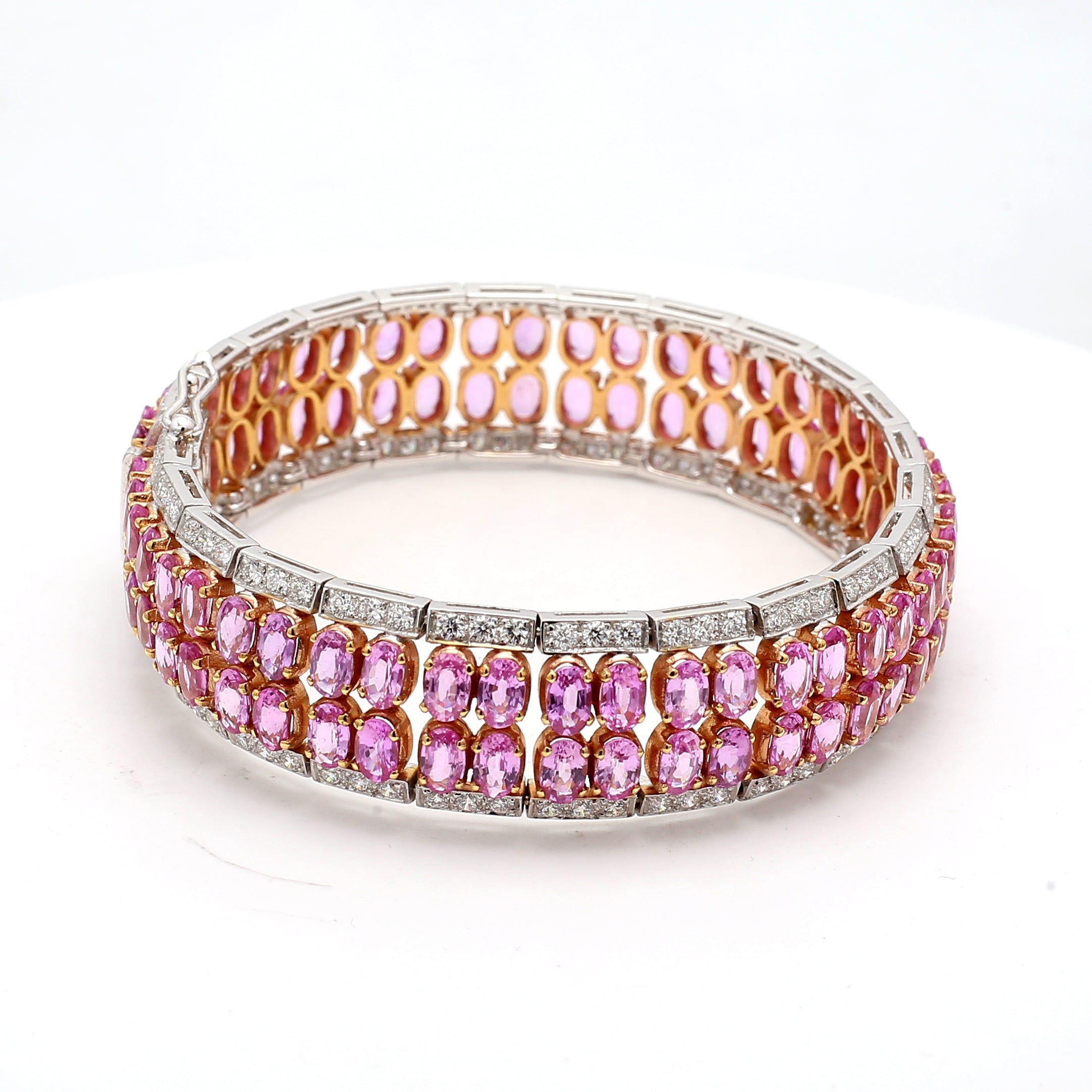 27.87 Carat Pink Sapphire 6.00 Carat Diamond 18 Karat White Gold Gemstone Bracelet