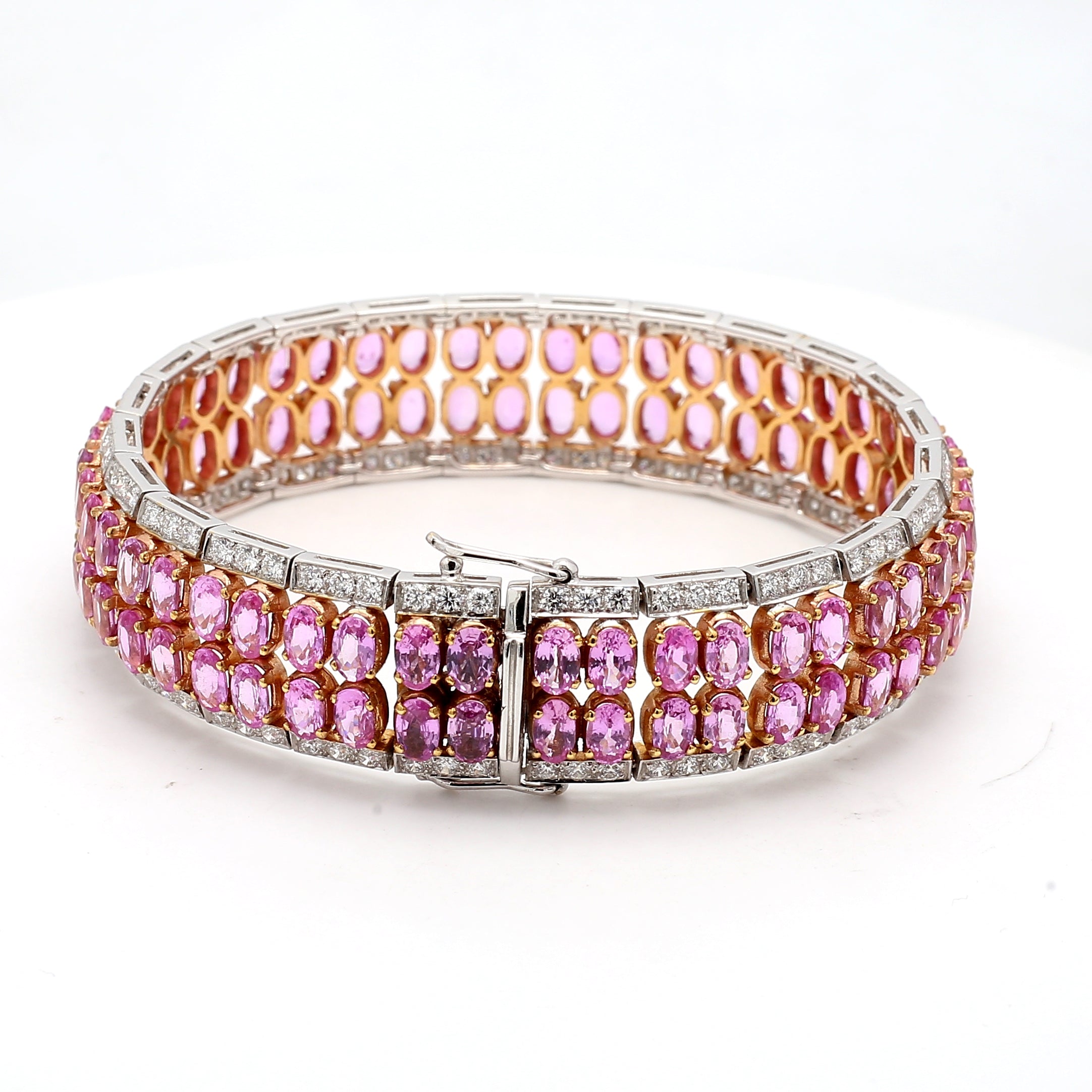 27.87 Carat Pink Sapphire 6.00 Carat Diamond 18 Karat White Gold Gemstone Bracelet