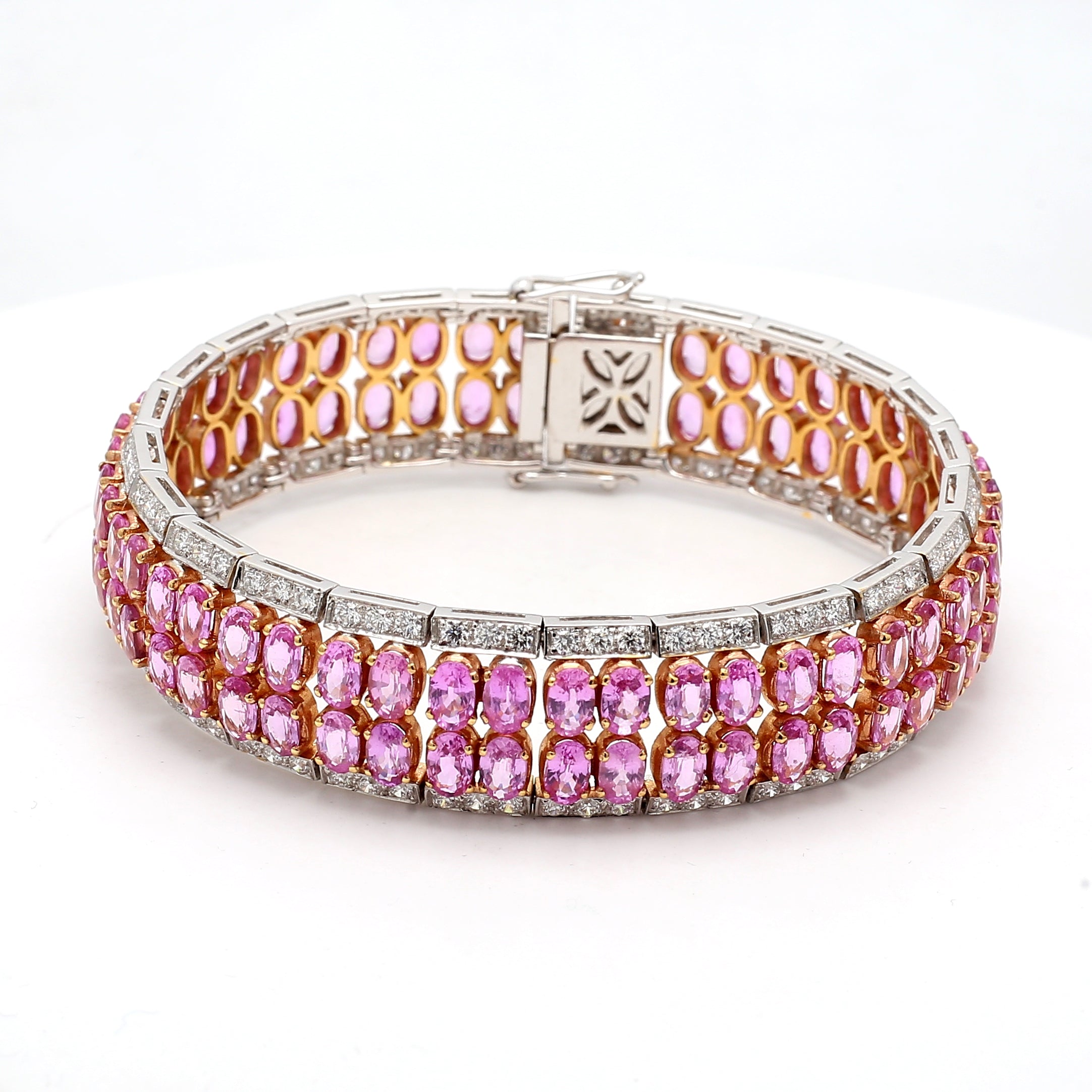 27.87 Carat Pink Sapphire 6.00 Carat Diamond 18 Karat White Gold Gemstone Bracelet