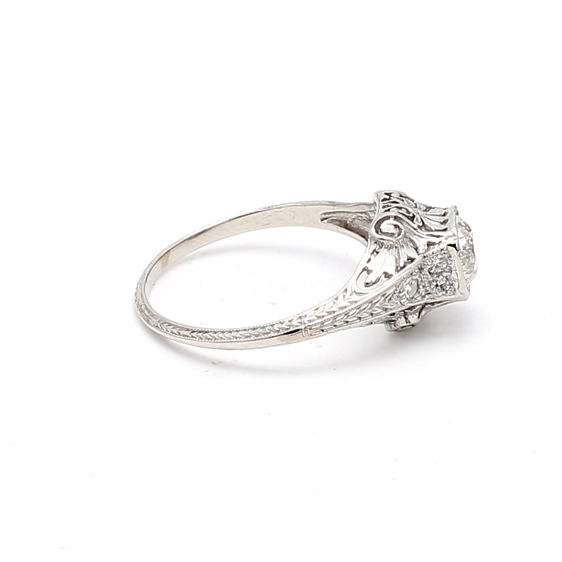 0.84 Carat Circular Brilliant Cut H VS1 Diamond 14 Karat White Gold Art Deco Ring