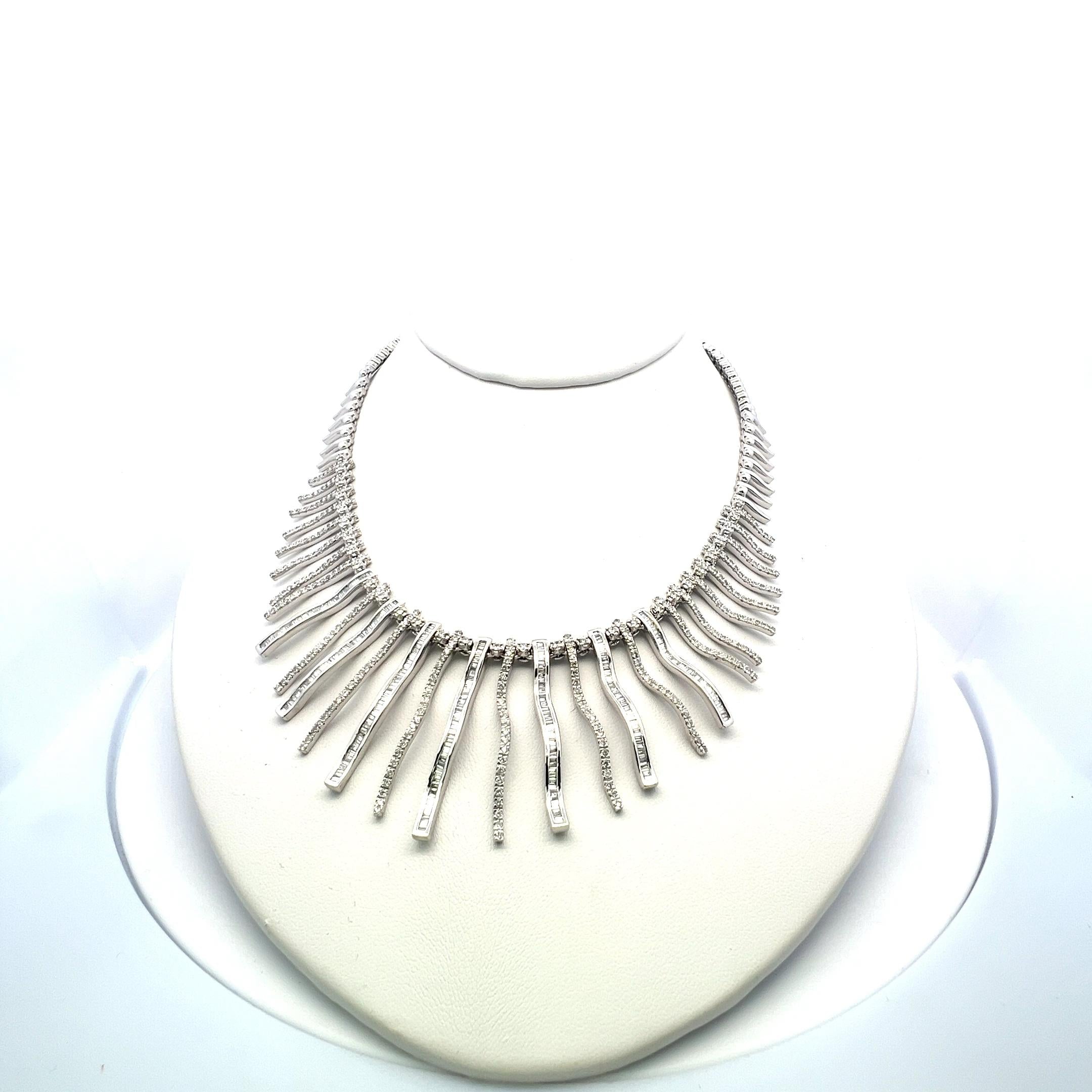 Vintage 18K White Gold Collar Necklace with 5.5 Carat Round I-SI Diamonds