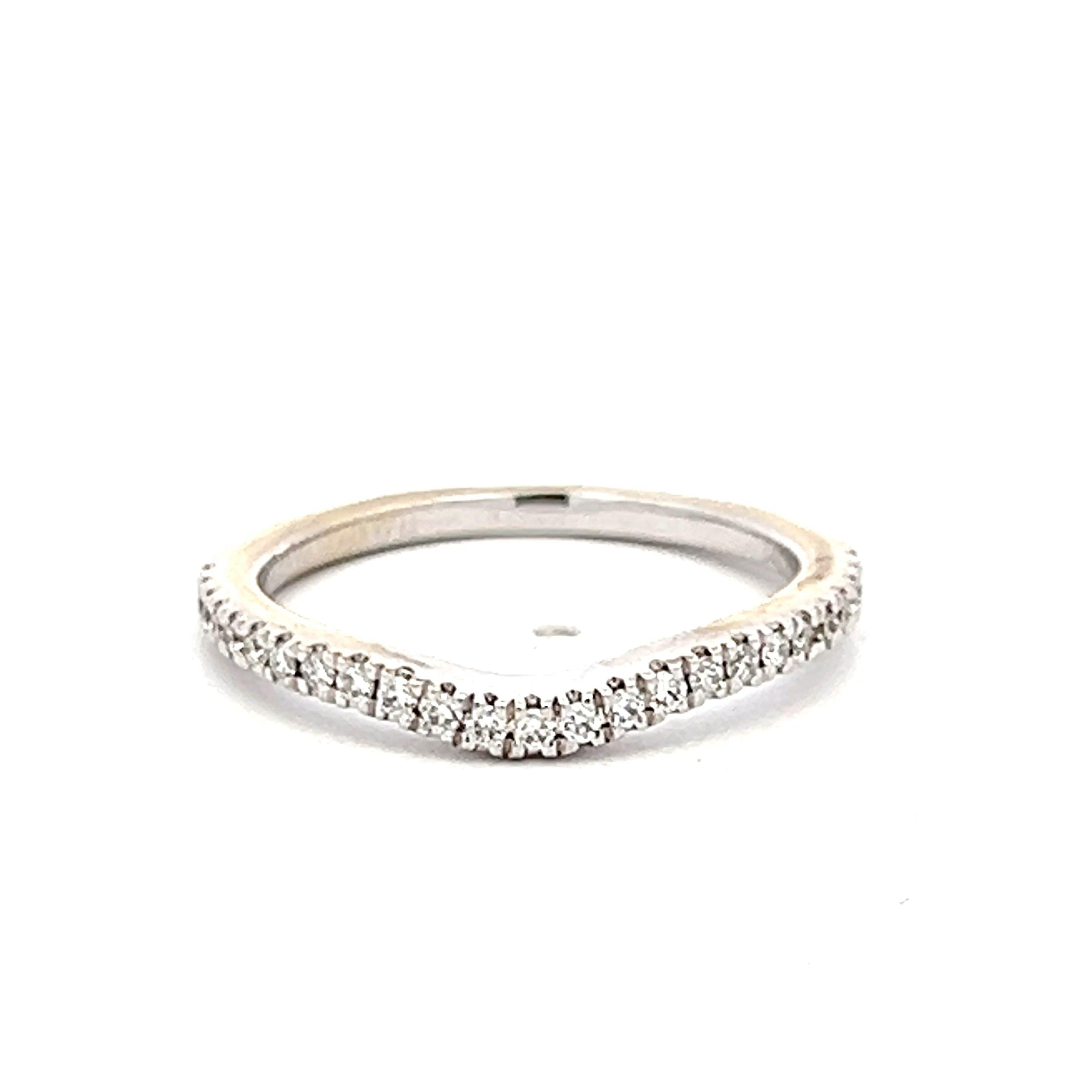 0.18 Carat Round Brilliant I VS2 Diamond 14 Karat White Gold Wedding Band Ring
