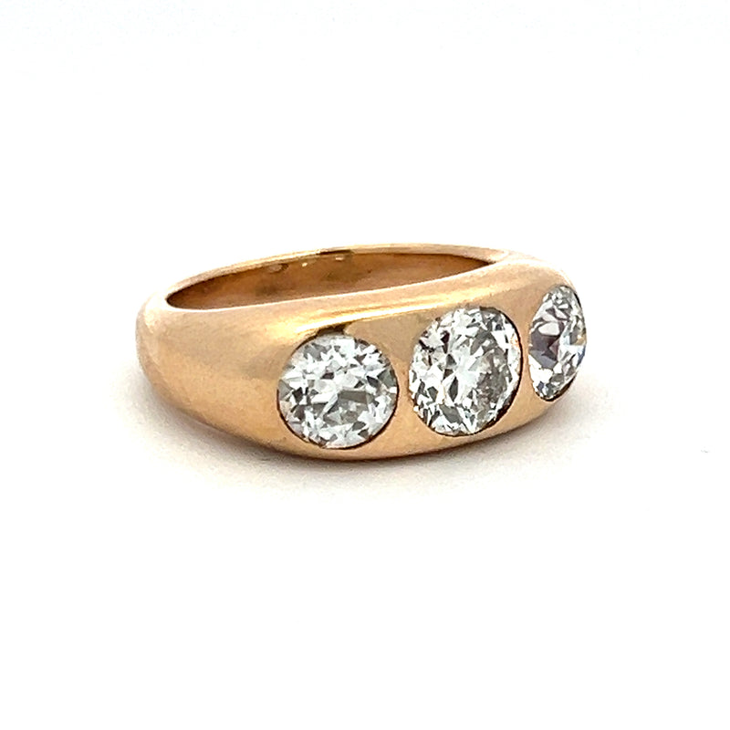 2.90 Carat Old European Cut H I1-SI1 Diamond 14 Karat Yellow Gold Three-Stone Ring