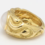 Elizabeth Gauge Vintage 14.50 Grams 18 Karat Yellow Gold Cocktail Ring