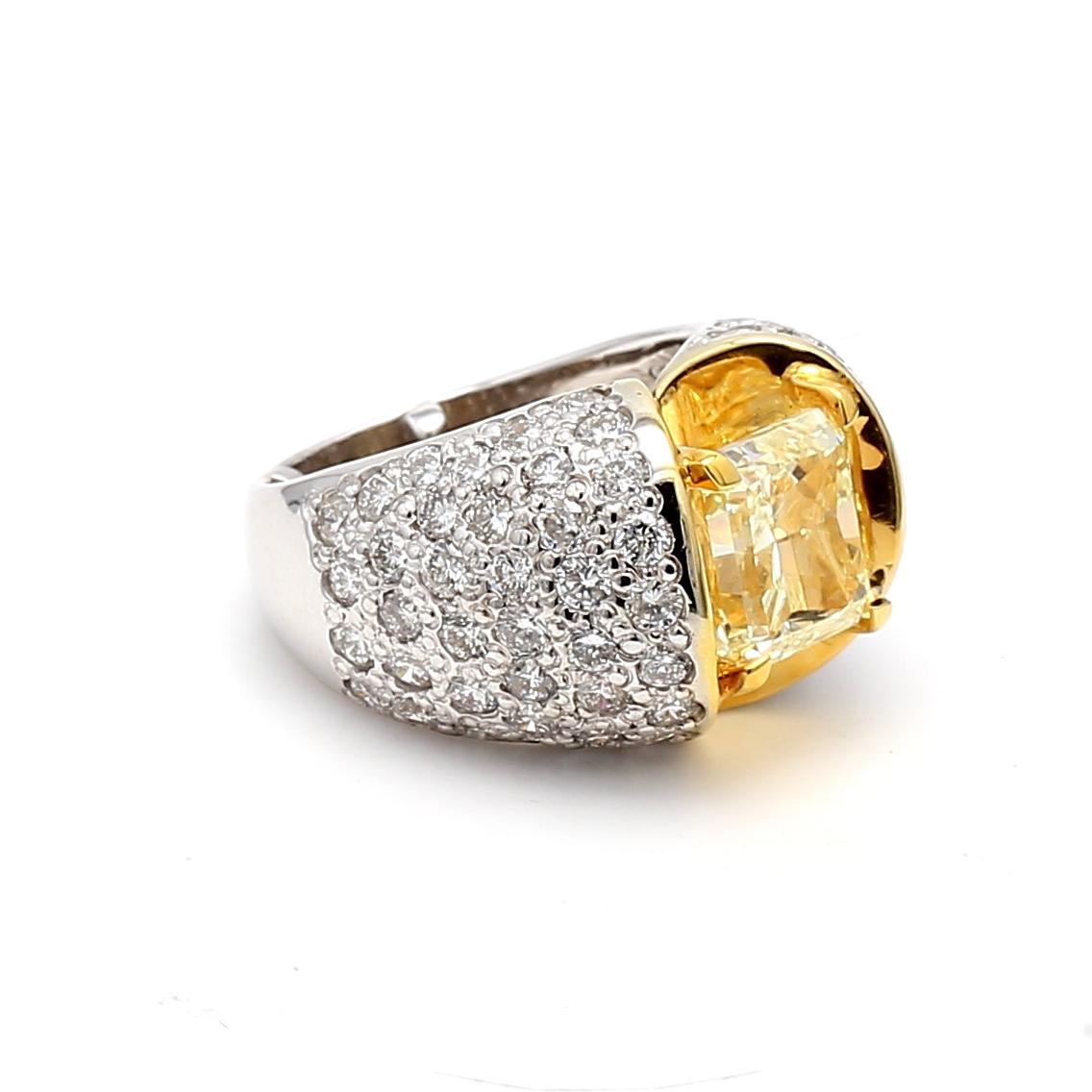 7.14ct Fancy Light Yellow Radiant Cut VVS2 & Round Diamond Two-Tone Gold Ring