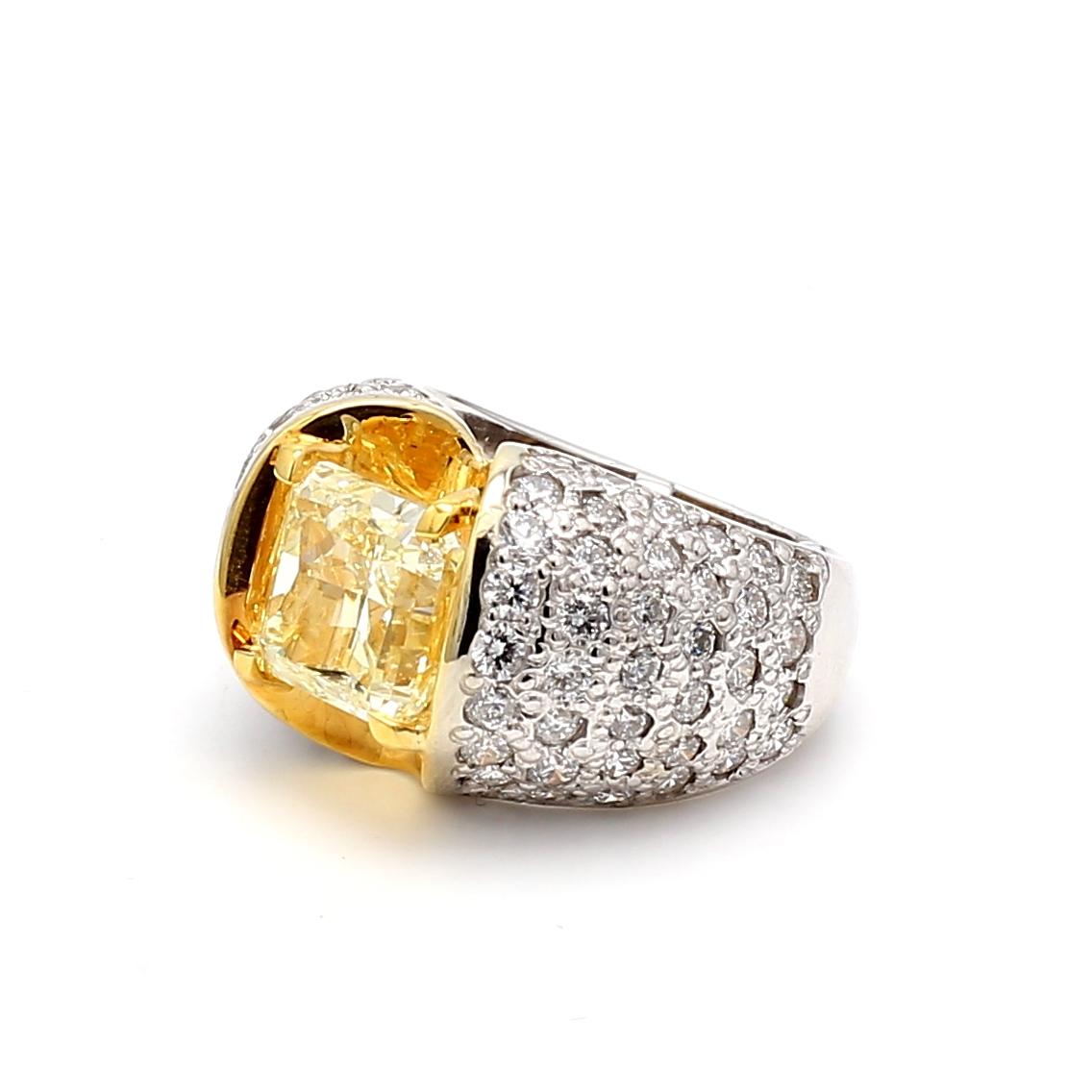 7.14ct Fancy Light Yellow Radiant Cut VVS2 & Round Diamond Two-Tone Gold Ring