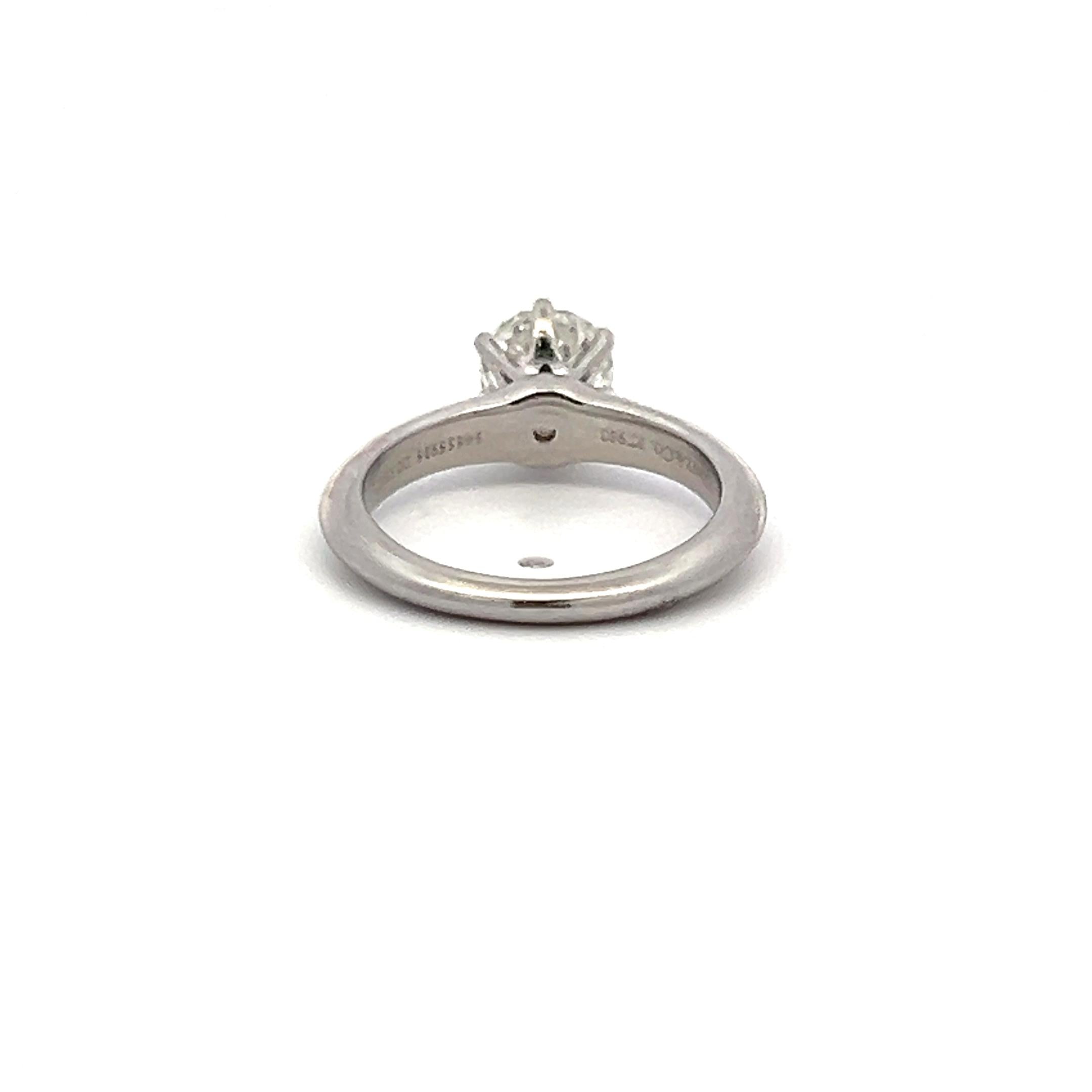 Tiffany & Co 0.93 Carat Round Brilliant I VS1 Diamond Platinum Engagement Ring