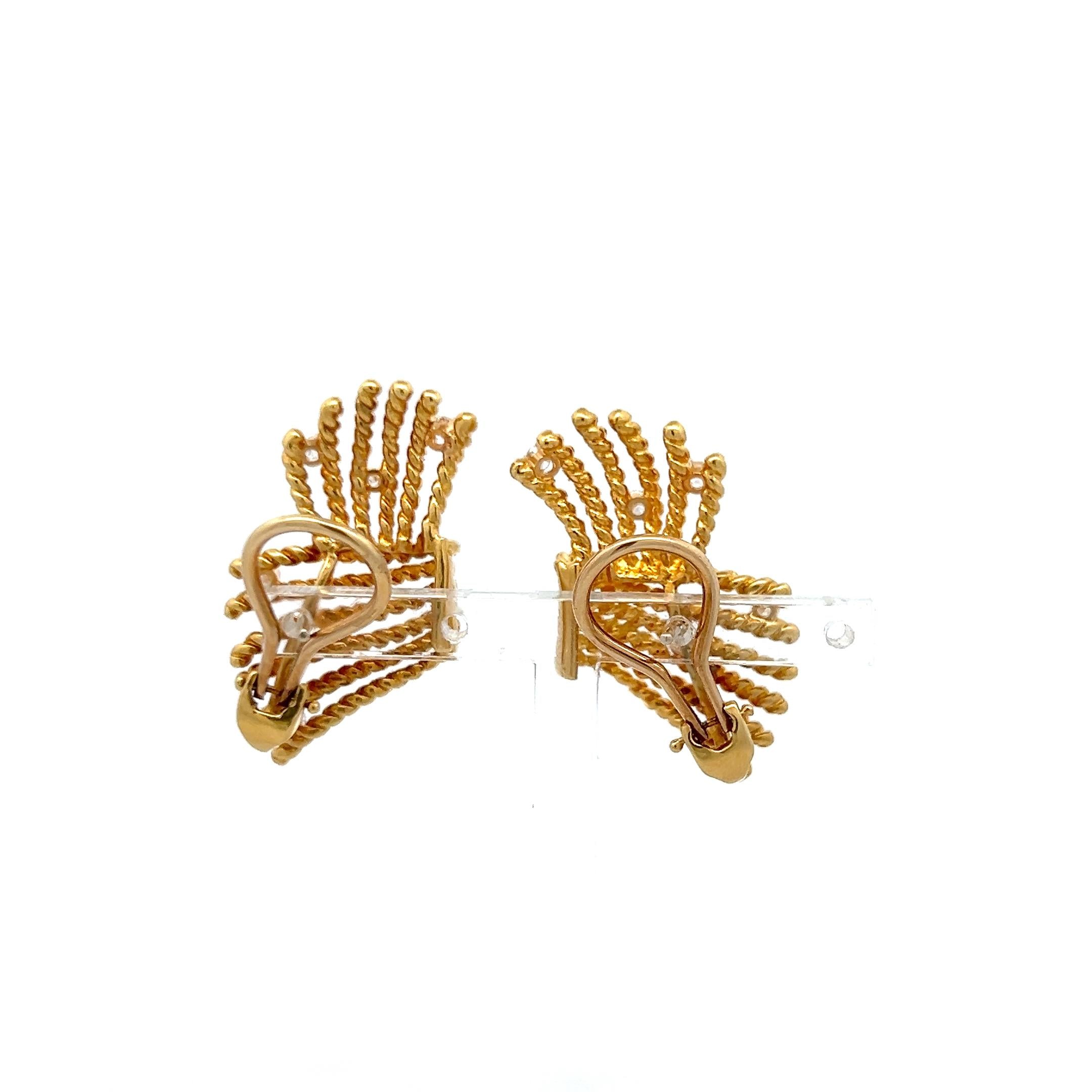 Tiffany & Co 18K Yellow Gold Clip-On Earrings with 0.56 Carat Round F VS Diamond