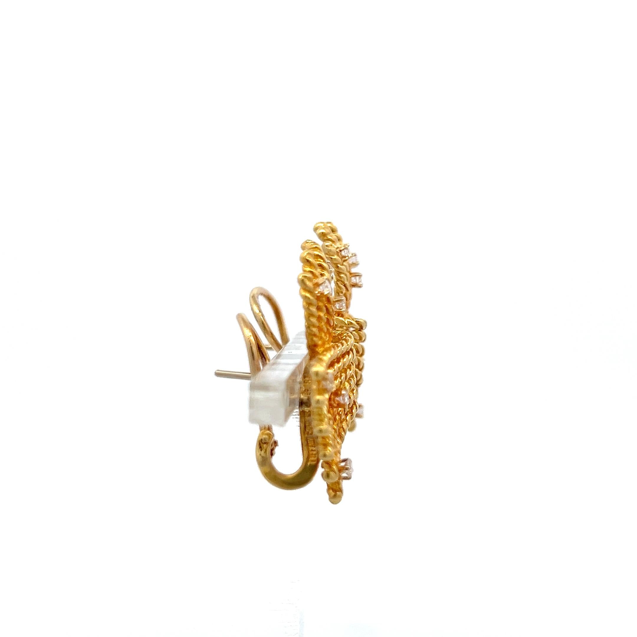 Tiffany & Co 18K Yellow Gold Clip-On Earrings with 0.56 Carat Round F VS Diamond