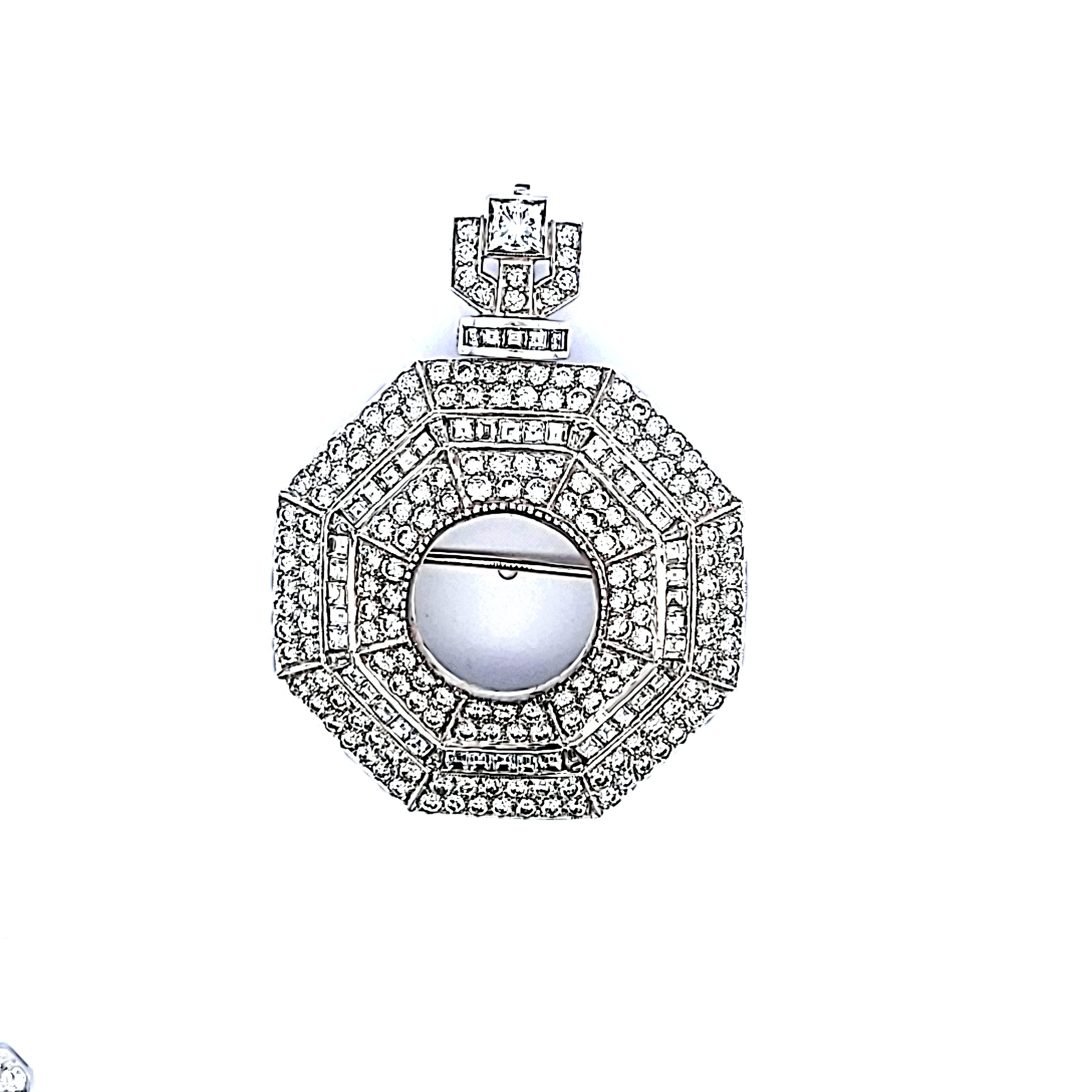 4.50 Carat Round Brilliant I VS1 and Asscher Cut I VS1 Diamond Platinum Pandent