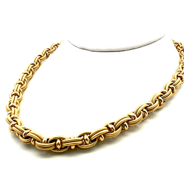 Vintage 36.70 Grams Textured 18 Karat Yellow Gold Chain Necklace