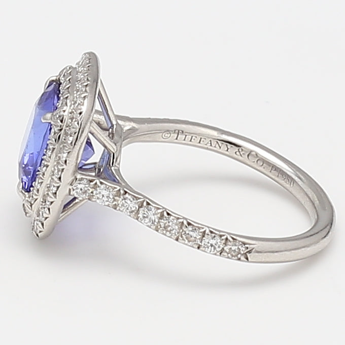 Tiffany & Co 2.00 Carat Tanzanite 0.64 Carat Round Brilliant Diamond Platinum Cocktail Ring