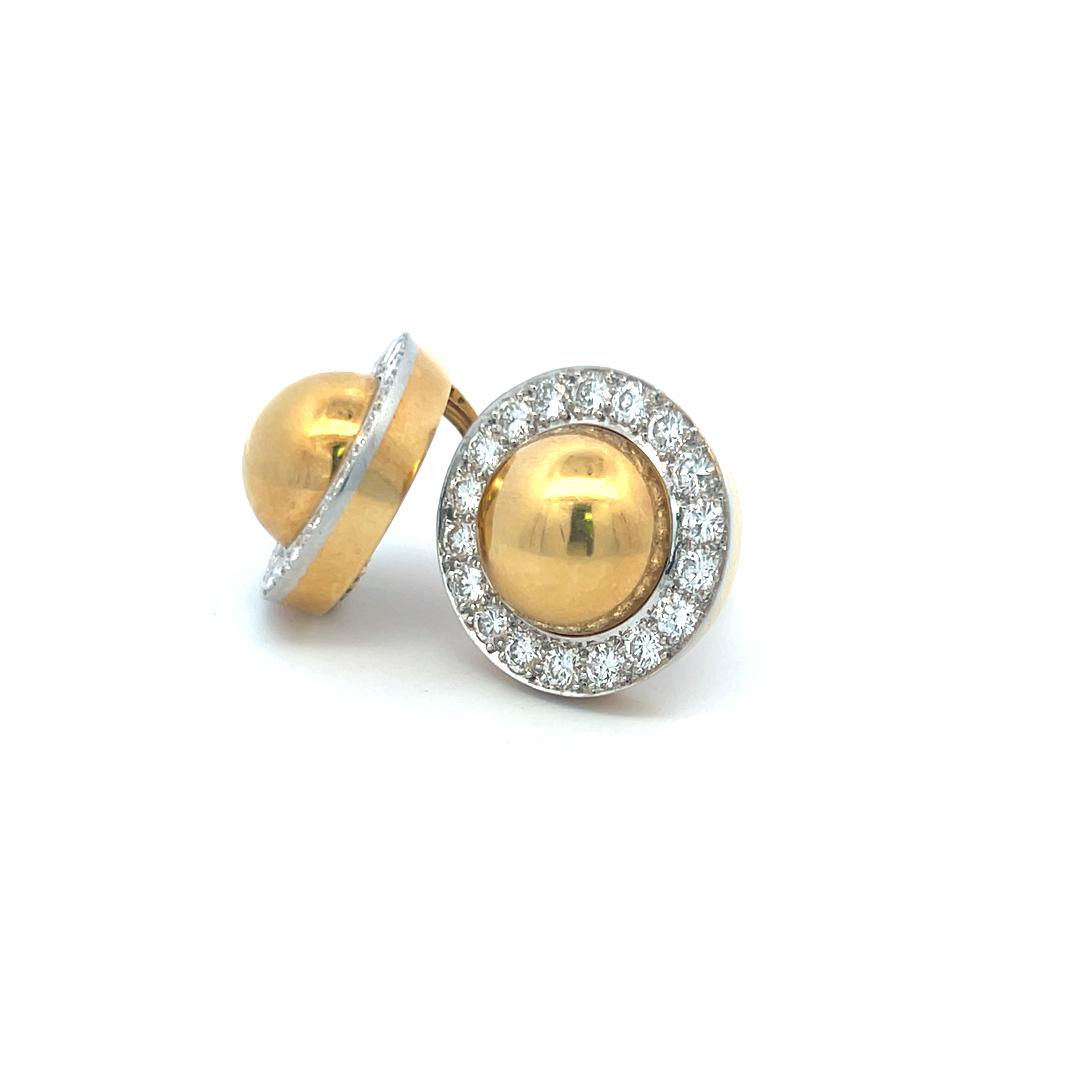 David Webb 4.32ct Diamond Halo 18K Yellow Gold Round Clip-On Earrings