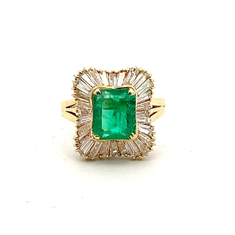 1.38 Carat Emerald 0.92 Carat Diamond 18 Karat Yellow Gold Ballerina Ring