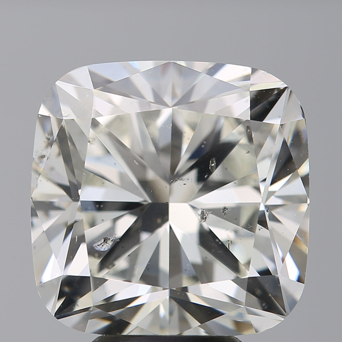 Lab-Grown 7.01 Carat Cushion Modified Brilliant Cut Diamond color K Clarity SI2 With GIA Certificate, precious stones, engagement diamonds