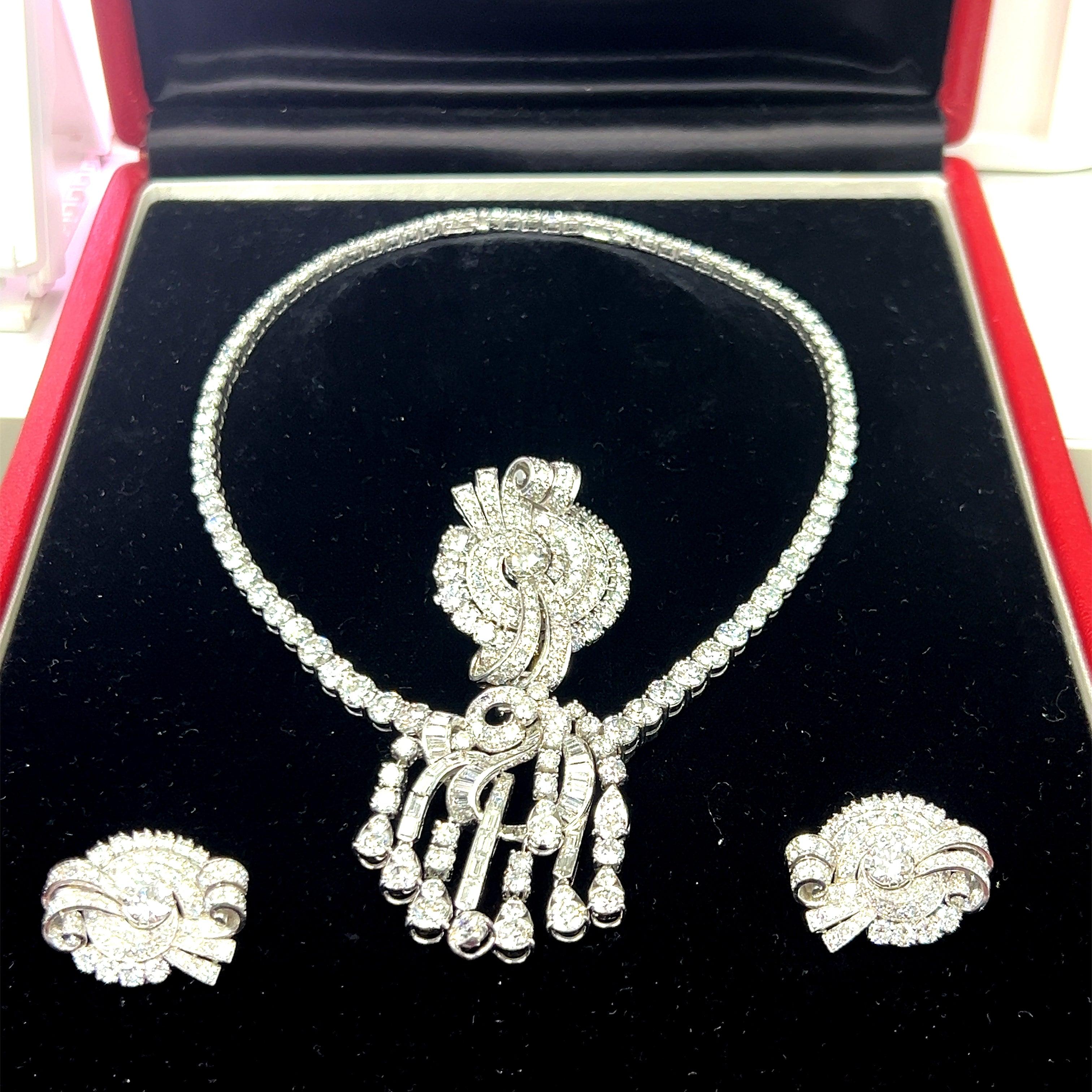 58.05 Carat Round Brilliant Diamond 18 Karat White Tennis Statement Necklace