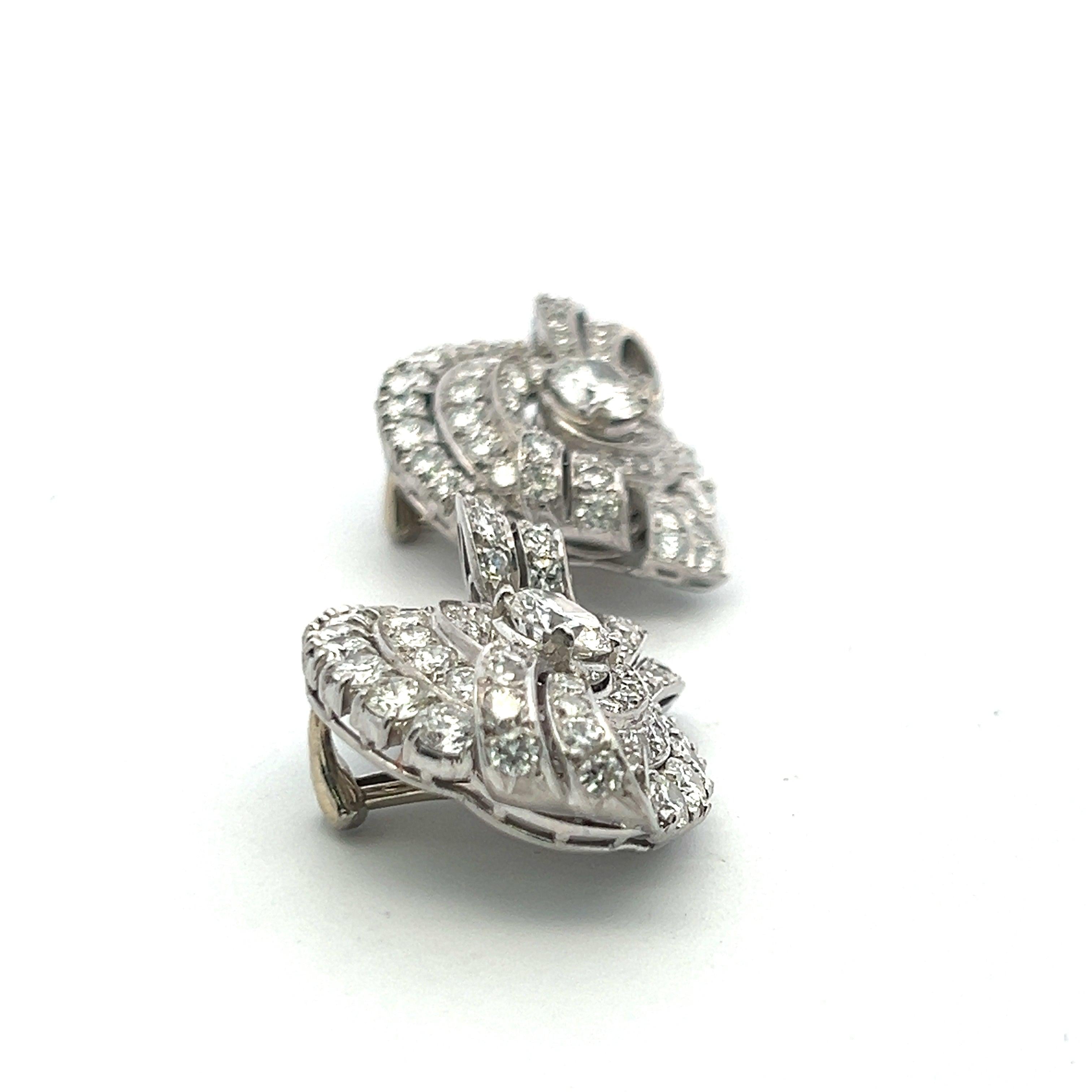 58.05 Carat Round Brilliant Diamond 18 Karat White Tennis Statement Necklace