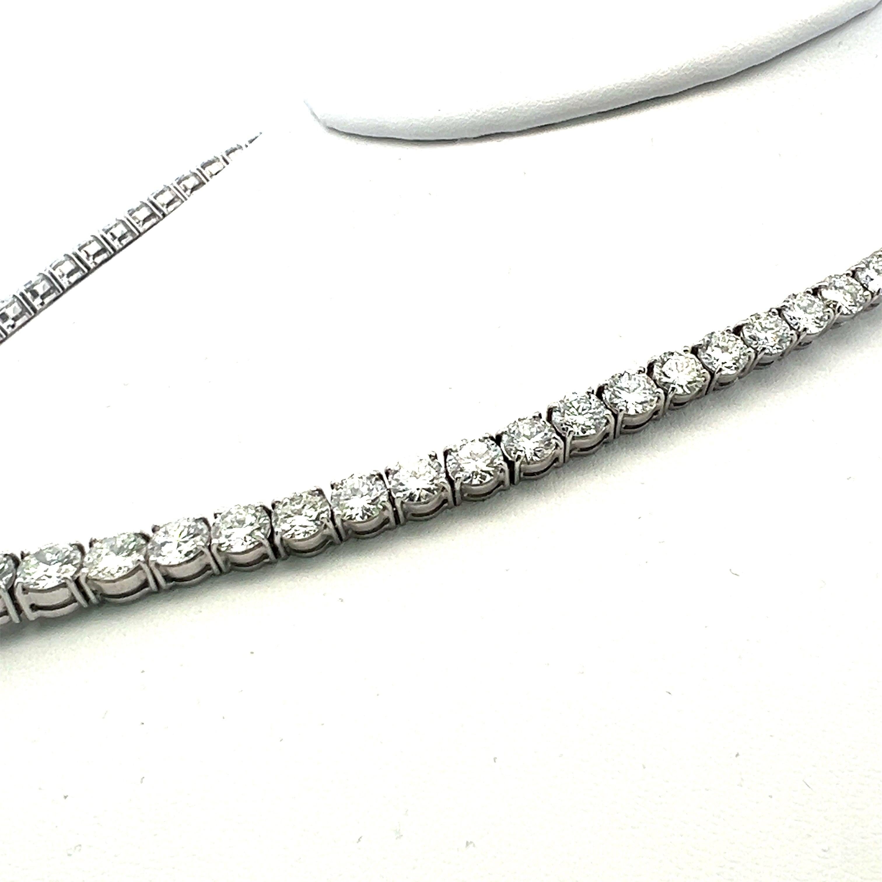 58.05 Carat Round Brilliant Diamond 18 Karat White Tennis Statement Necklace