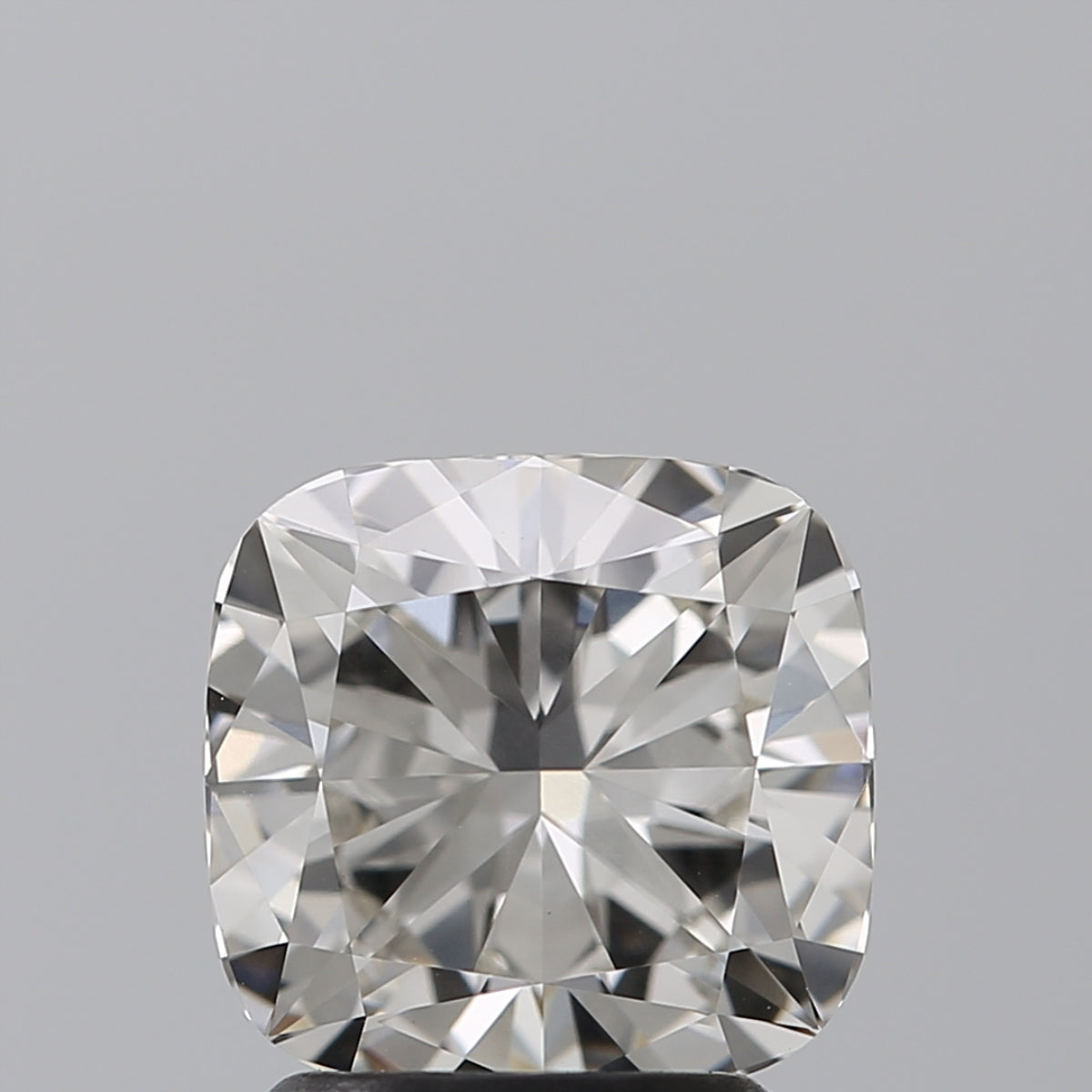 Lab-Grown 2.15 Carat Cushion Modified Brilliant Cut Diamond color I Clarity VVS2, precious stones, engagement diamonds