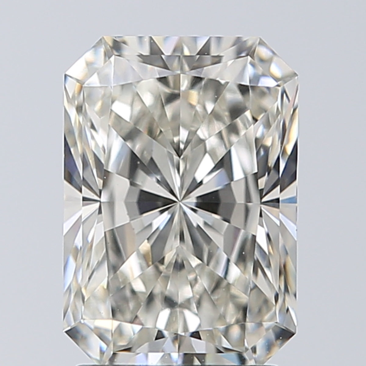 Lab-Grown 2.02 Carat Radiant Cut Diamond color H Clarity VVS2, precious stones, engagement diamonds