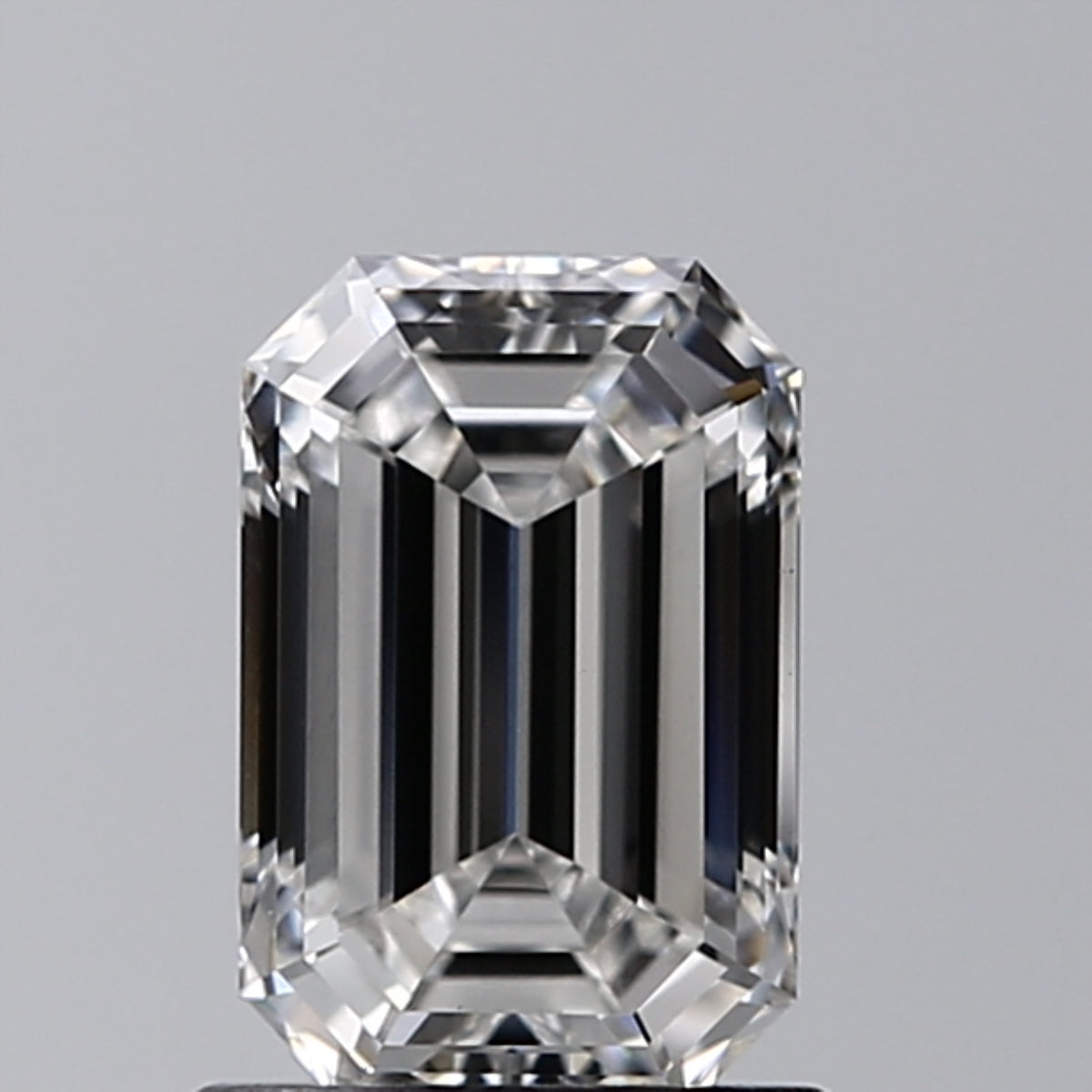 Lab-Grown 1.04 Carat Emerald Cut Diamond color F Clarity VS1, precious stones, engagement diamonds
