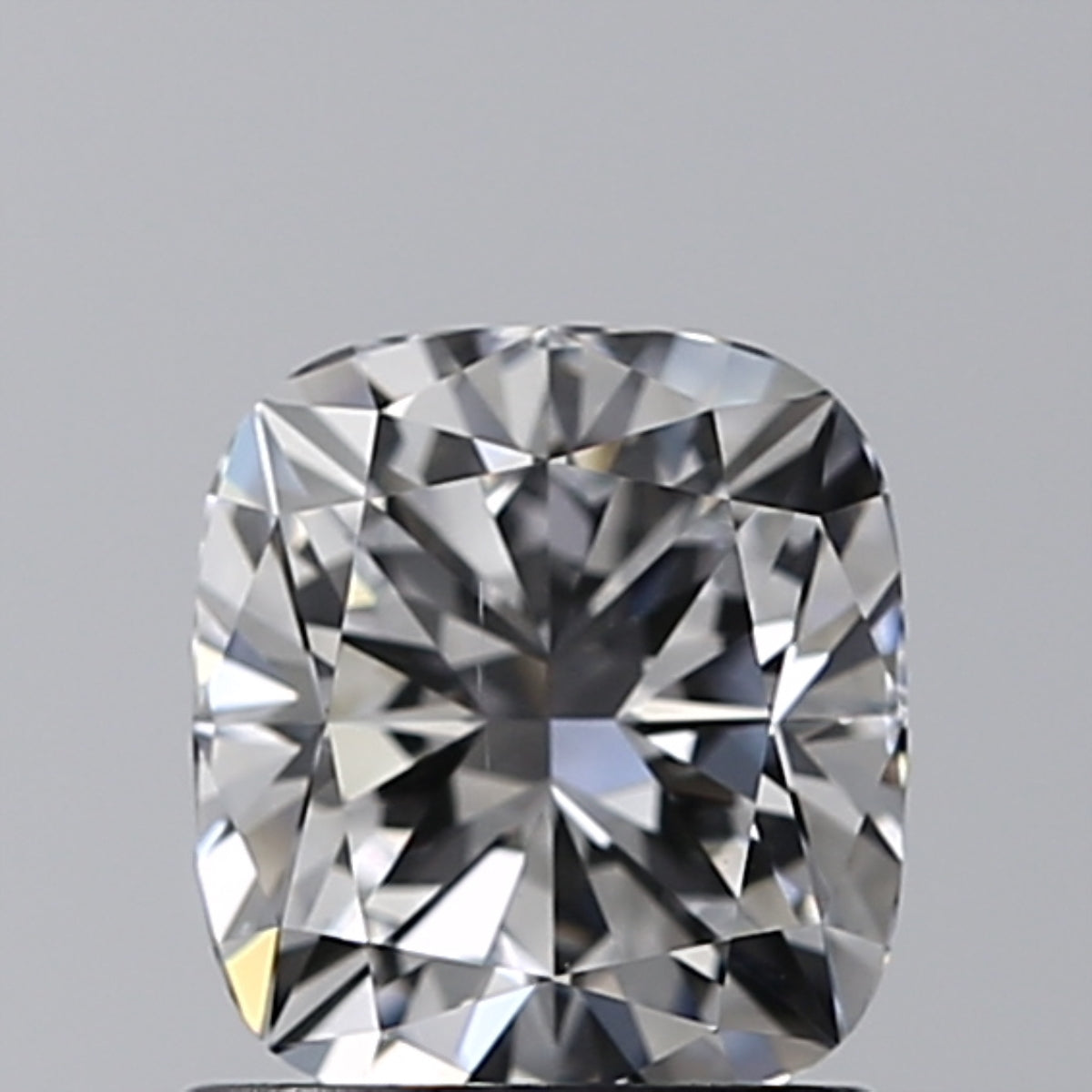 Lab-Grown 1.02 Carat Cushion Modified Brilliant Cut Diamond color E Clarity SI1, precious stones, engagement diamonds