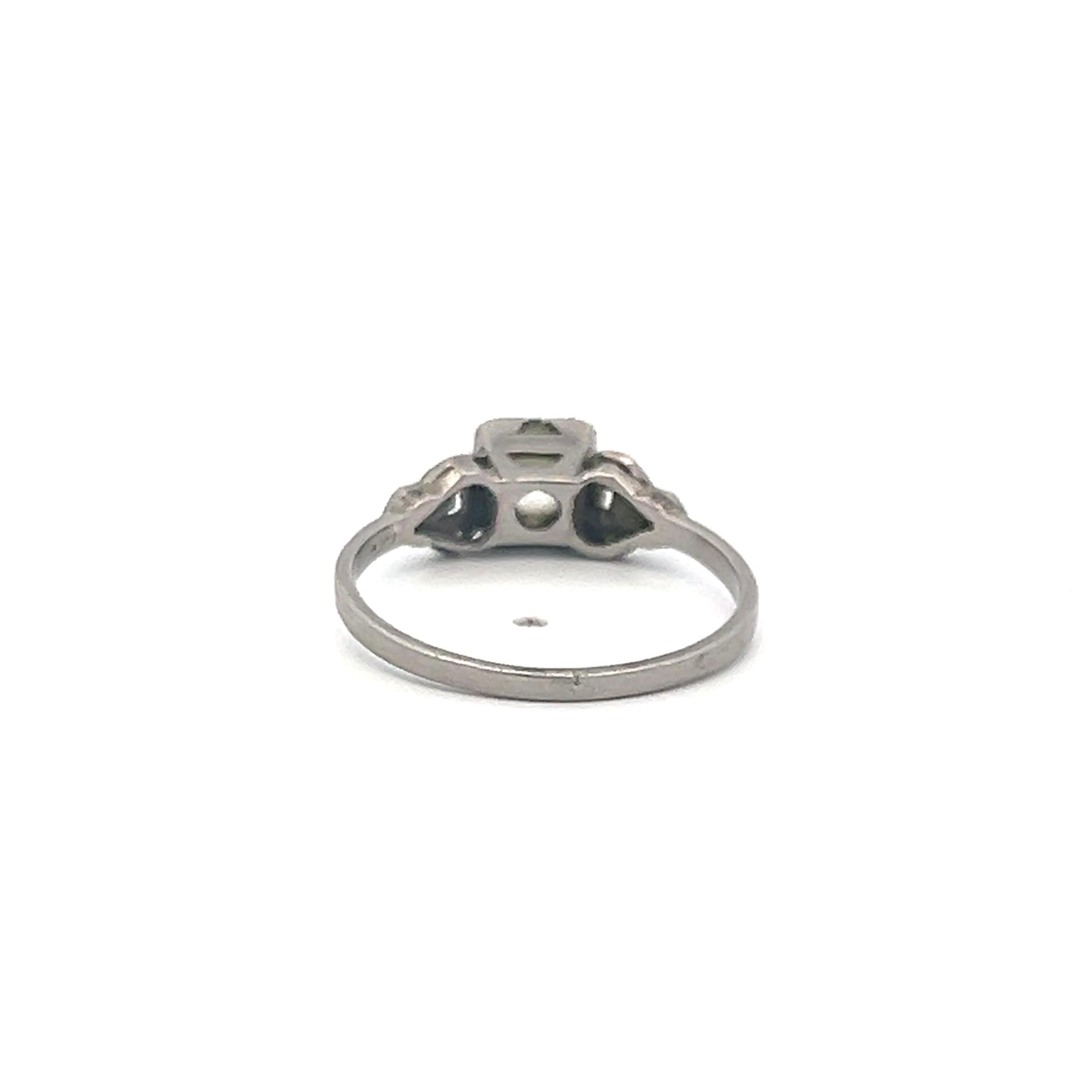 0.68 Carat Old European Cut J VS-SI Diamond Platinum Art Deco Ring