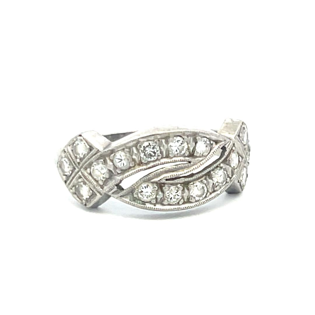 0.40 Carat Round Brilliant I VS Diamond Platinum Band Ring