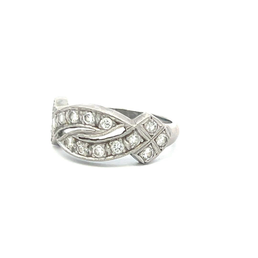 0.40 Carat Round Brilliant I VS Diamond Platinum Band Ring