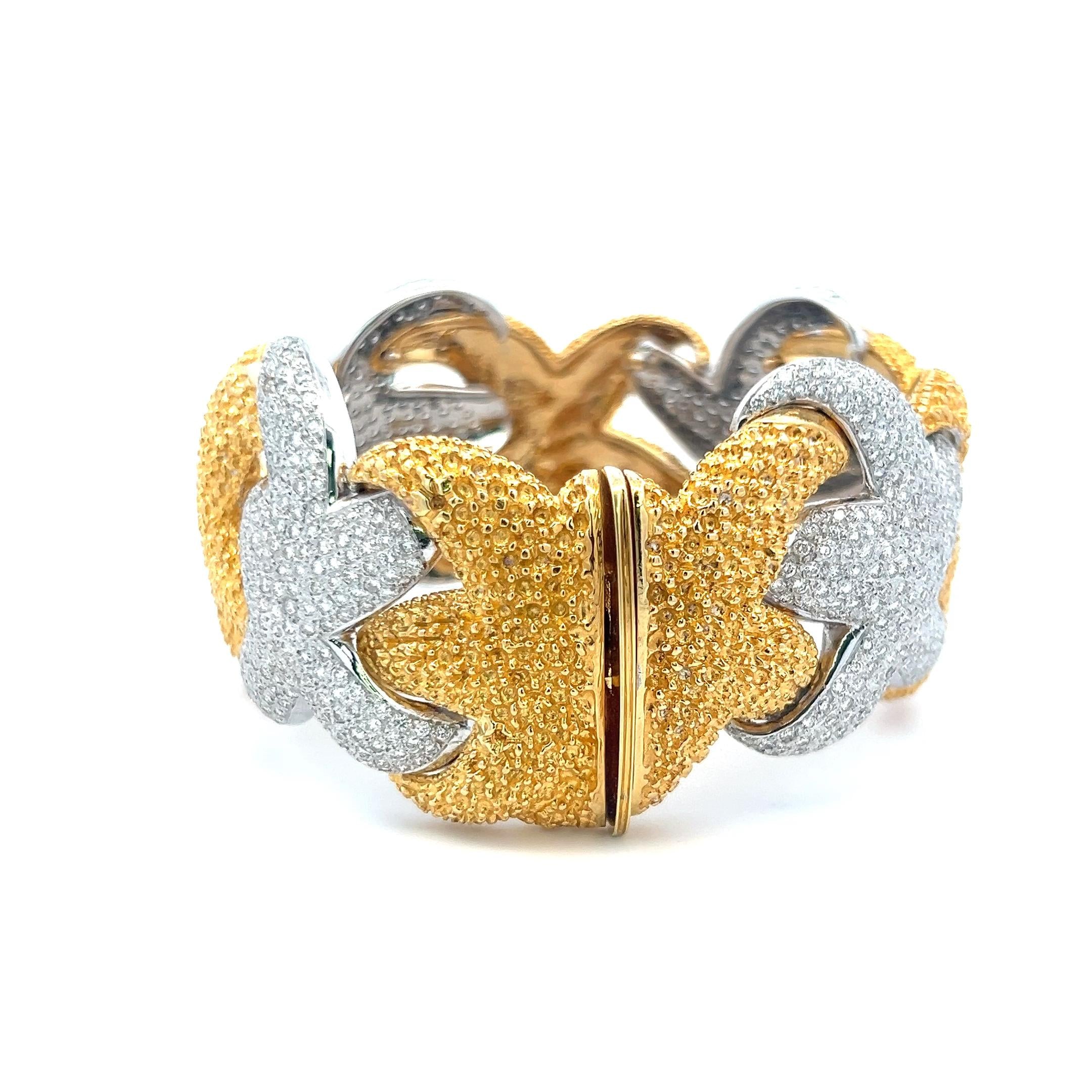 17.00ct G VS Diamond Two-Tone 18K Gold Floral Bangle Bracelet (Vintage Estate)