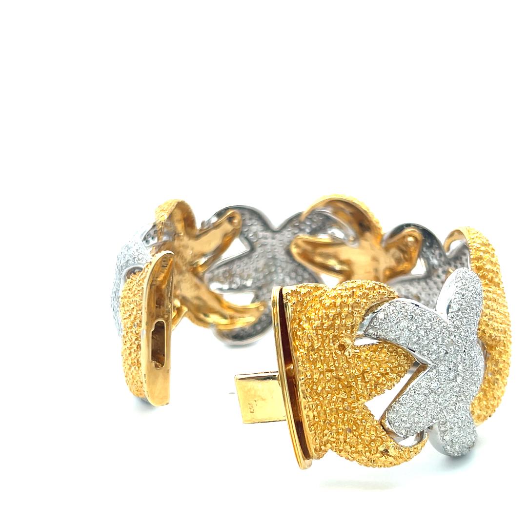 17.00ct G VS Diamond Two-Tone 18K Gold Floral Bangle Bracelet (Vintage Estate)