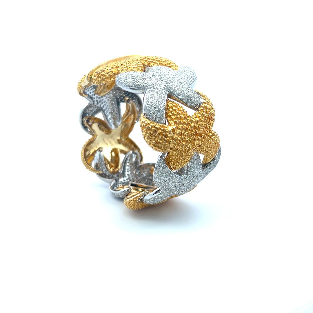 17.00ct G VS Diamond Two-Tone 18K Gold Floral Bangle Bracelet (Vintage Estate)