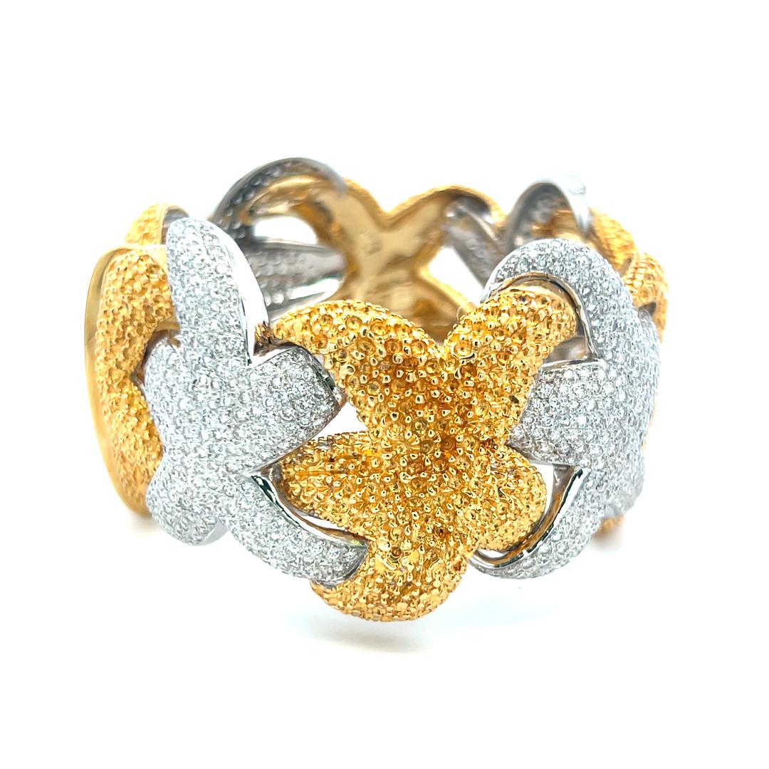 17.00ct G VS Diamond Two-Tone 18K Gold Floral Bangle Bracelet (Vintage Estate)