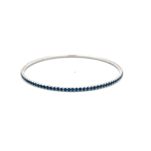 3.82 Carat Round Brilliant Sapphire 18 Karat White Gold Bangle Bracelet