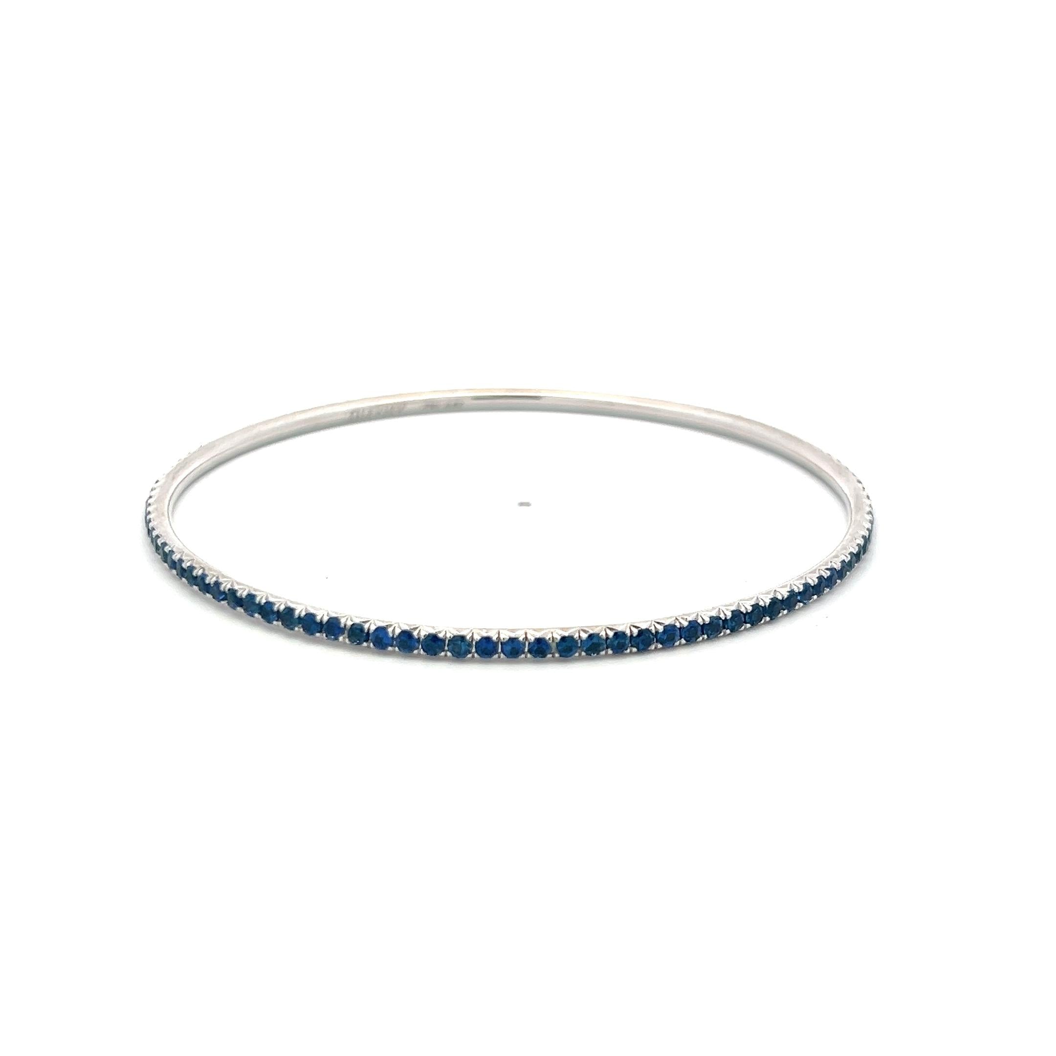 3.82 Carat Round Brilliant Sapphire 18 Karat White Gold Bangle Bracelet