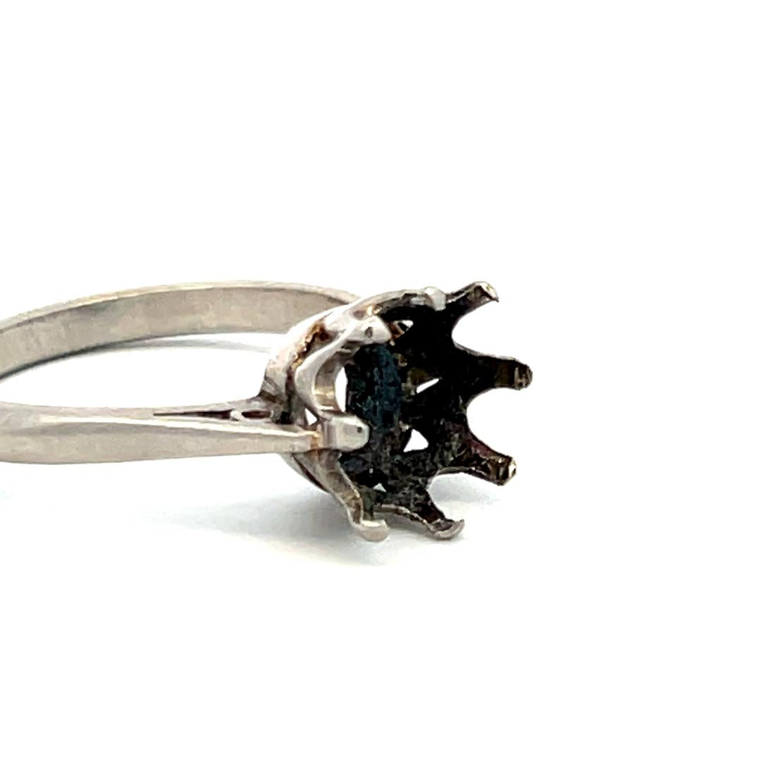 Vintage 3.30 Grams Size 7 Platinum Semi Mount Ring Hold 2.5 carat Stone