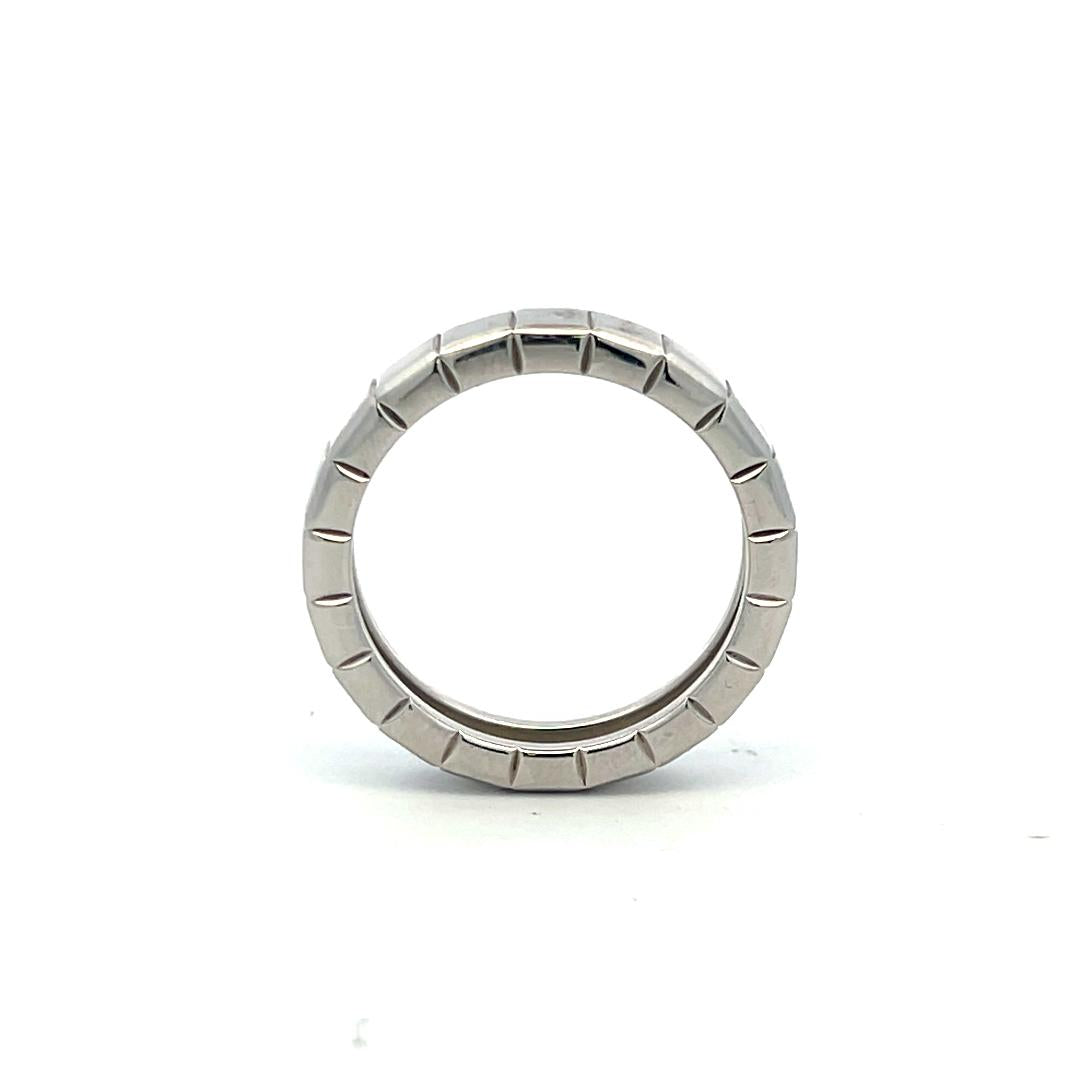 Vintage 7.70 Grams Size 8 4.40 MM Chopard Platinum Band Ring